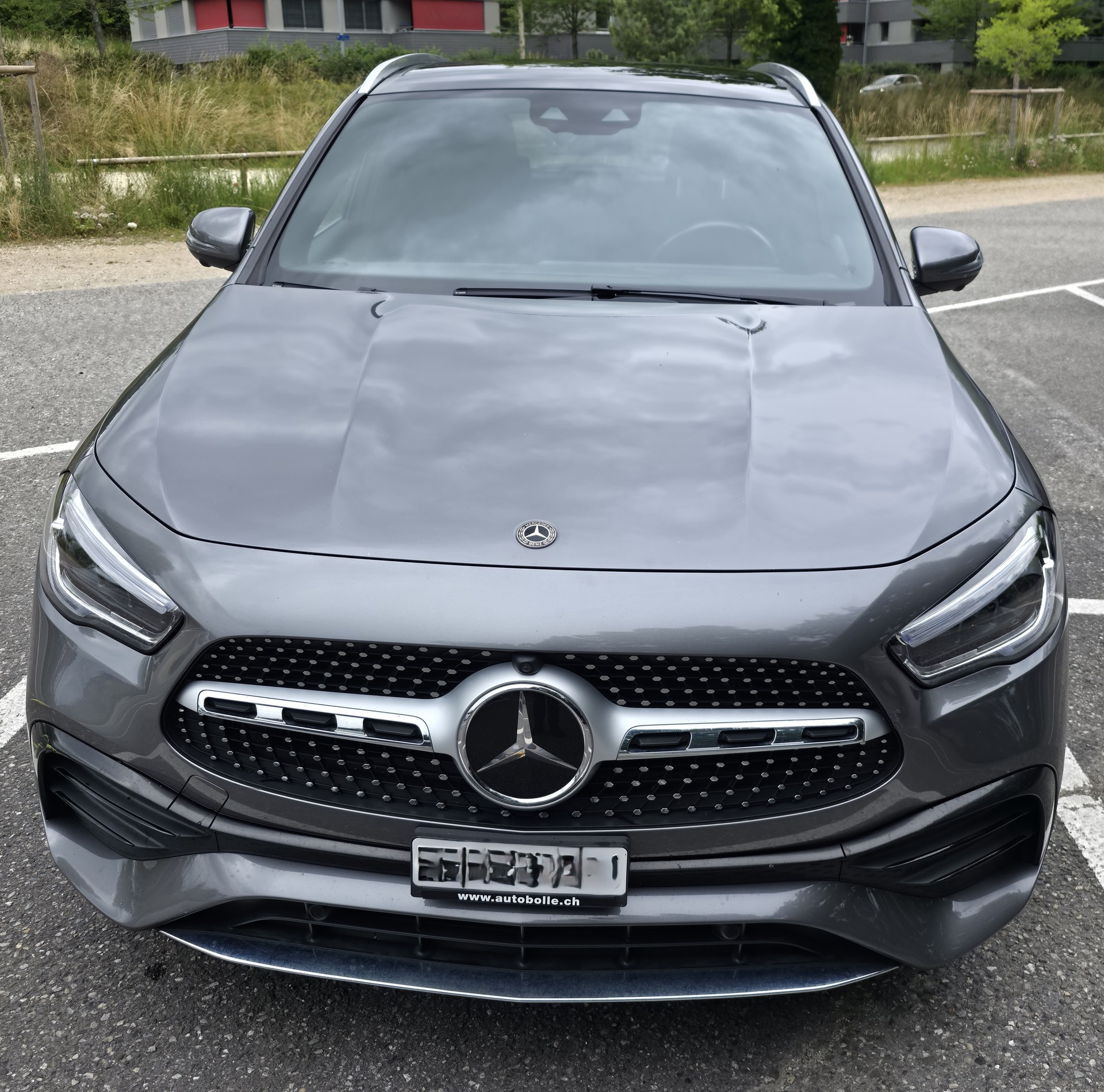 MERCEDES-BENZ GLA 250 AMG Line 4matic-image-0