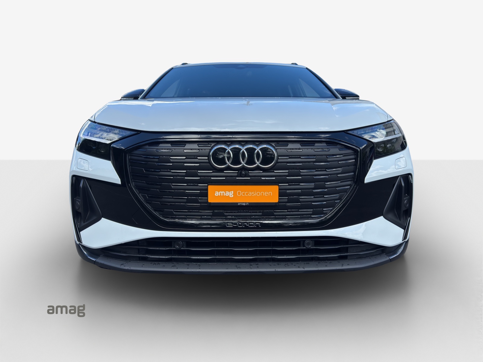 AUDI Q4 e-tron 55 quattro-image-6