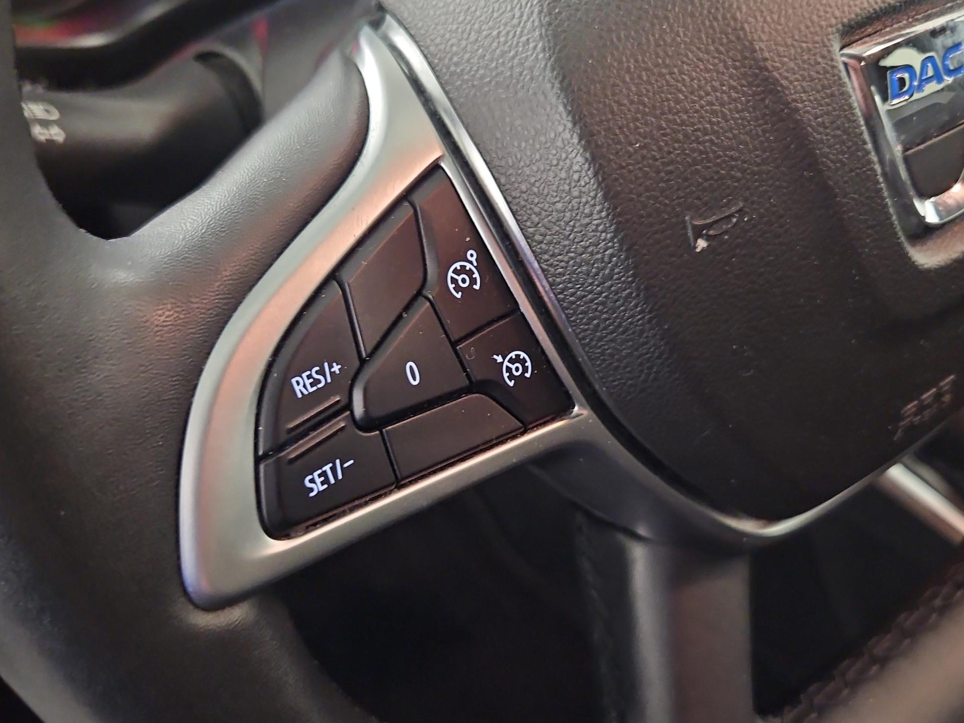 DACIA Jogger TCe 110 Comfort-image-22