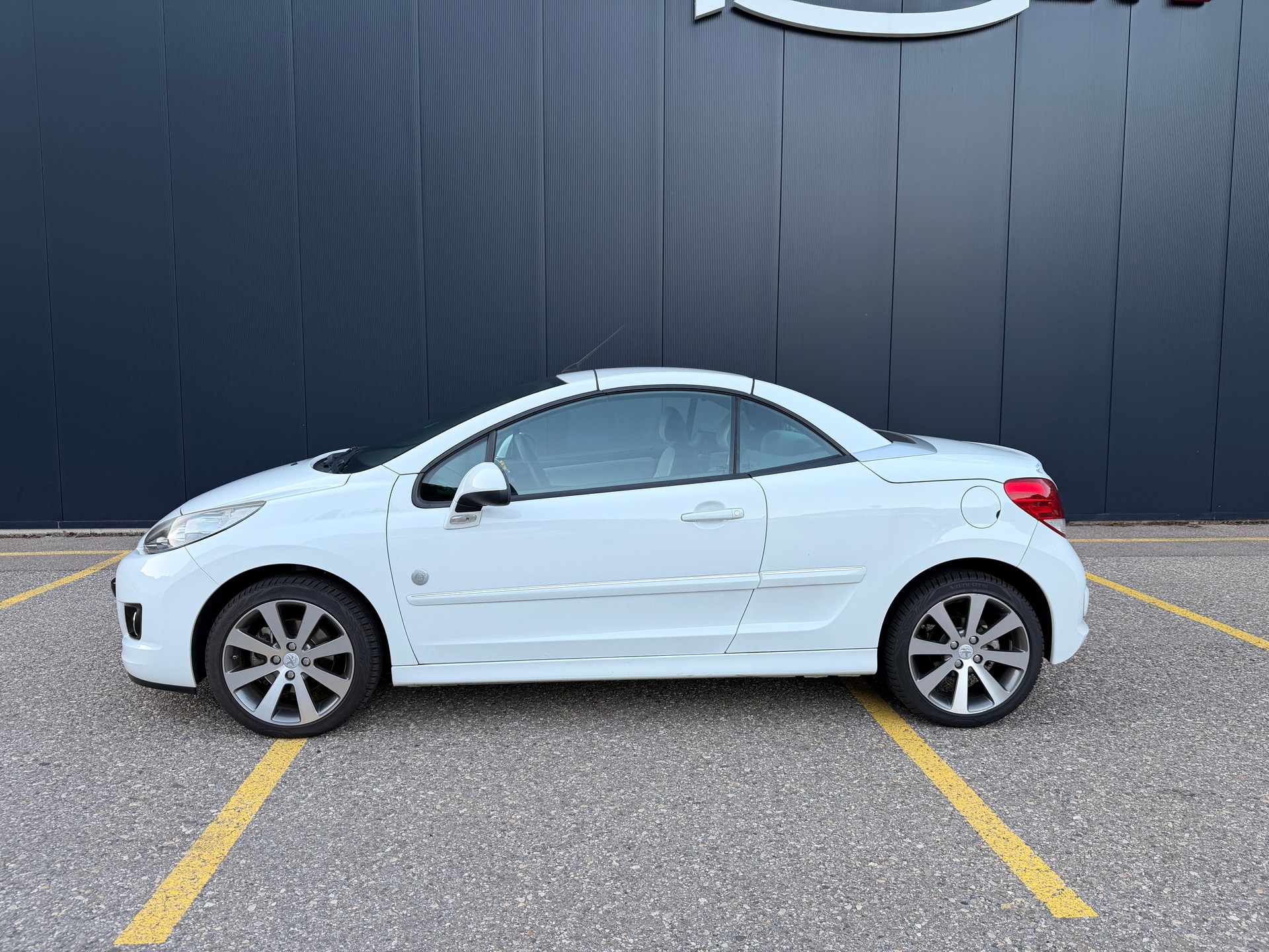 PEUGEOT 207 CC 1.6 16V Roland Garros-showroom-element-2