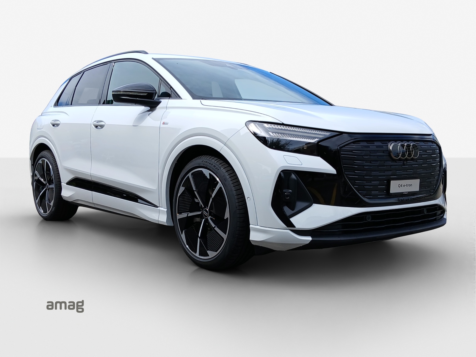 AUDI Q4 e-tron 45 Edition Swiss Ski quattro-image-4
