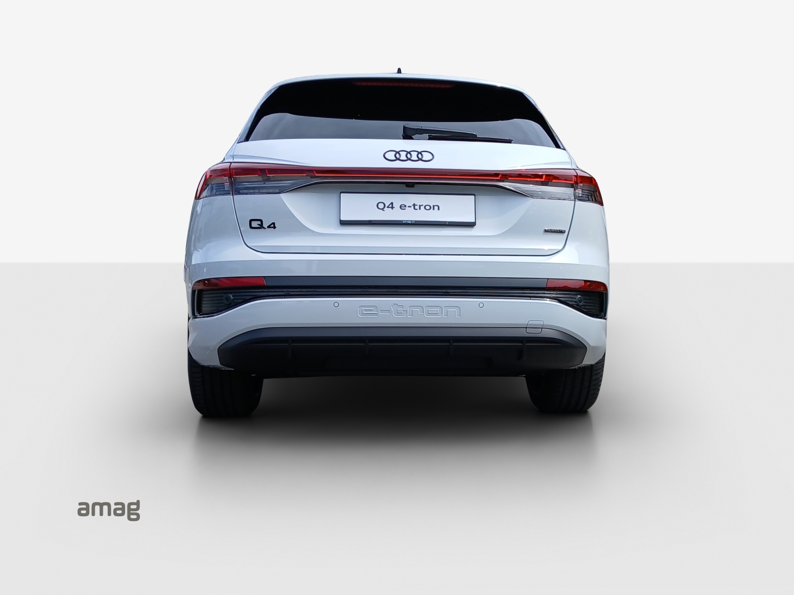 AUDI Q4 e-tron 45 Edition Swiss Ski quattro-image-2