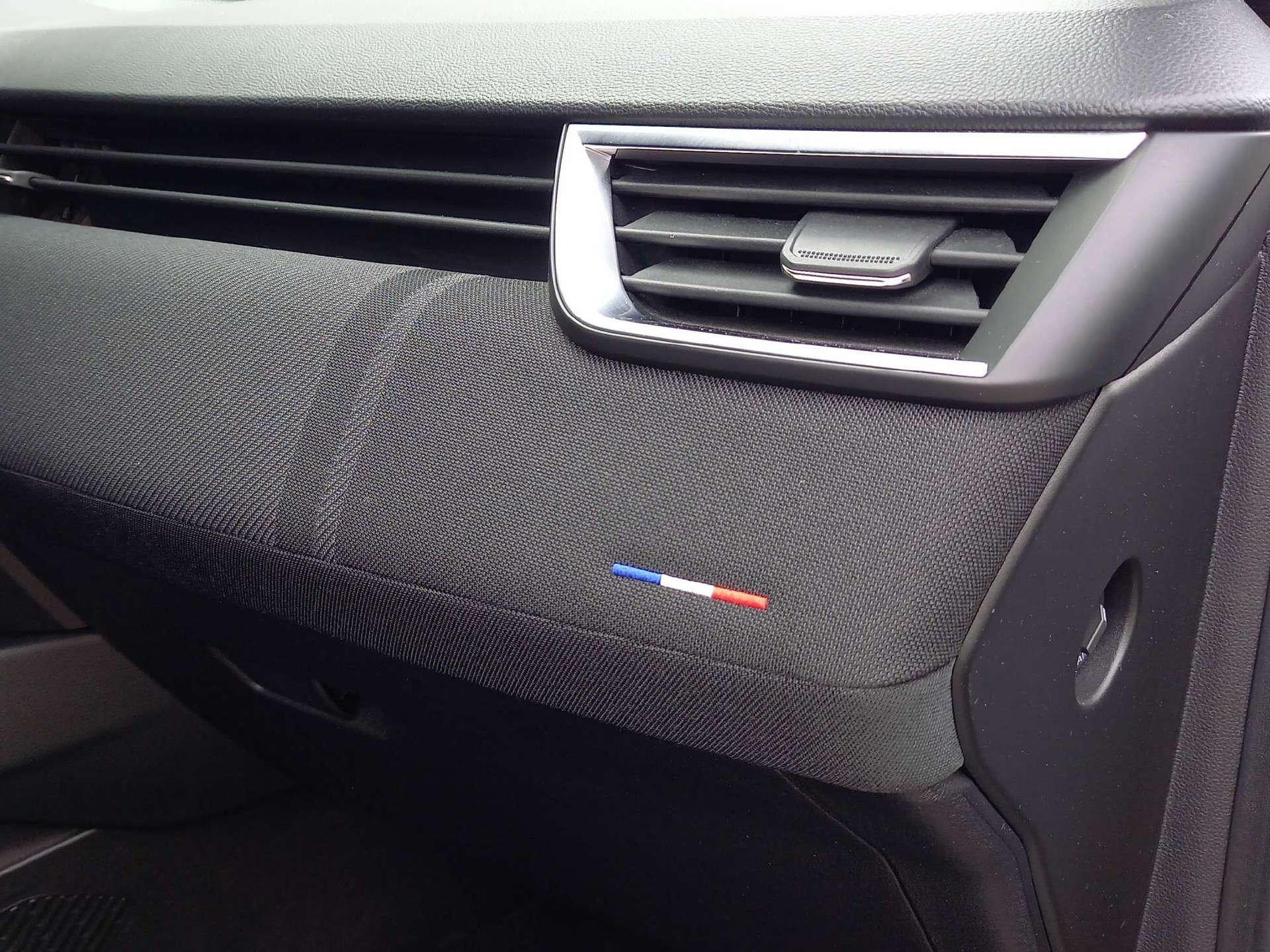 RENAULT Clio 1.6 E-Tech esprit Alpine-image-12