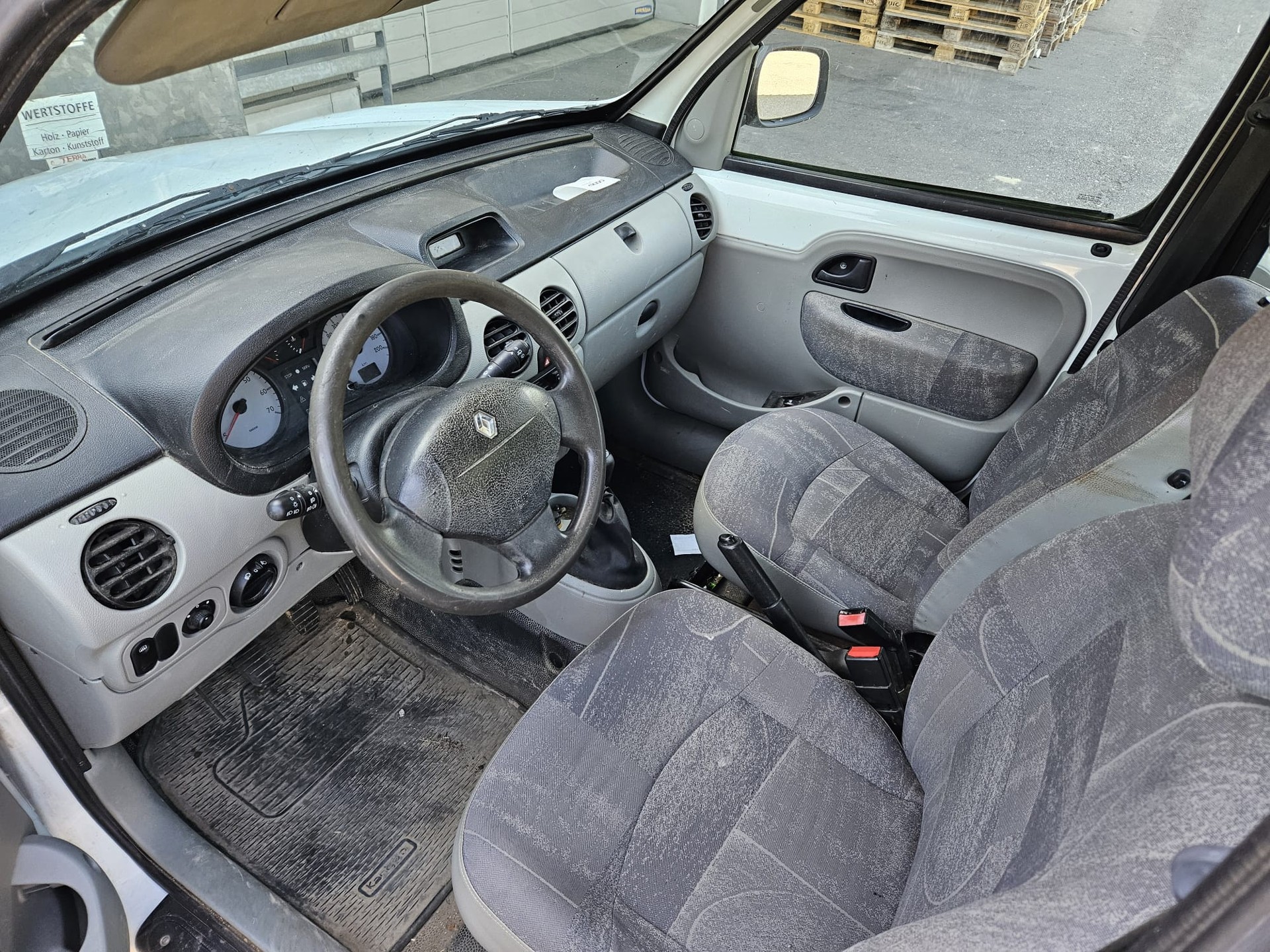 RENAULT Kangoo 1.9 dCi 4x4-image-6