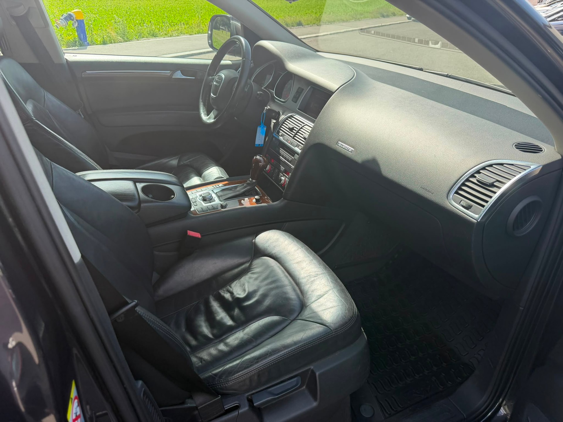 AUDI Q7 3.0 TDI quattro tiptronic-image-6