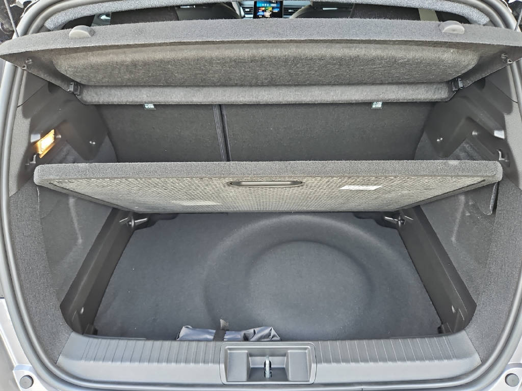 RENAULT Captur 1.8 E-Tech techno-image-8