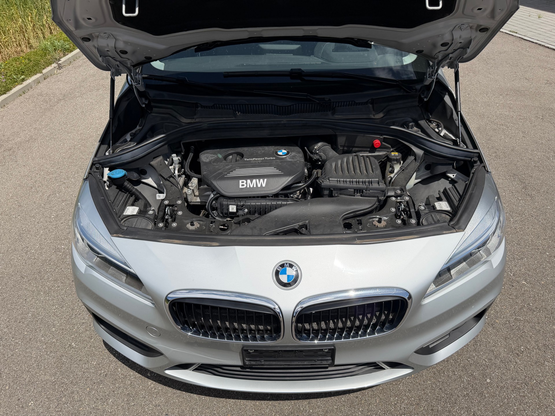 BMW 218i Active Tourer Steptronic-image-14