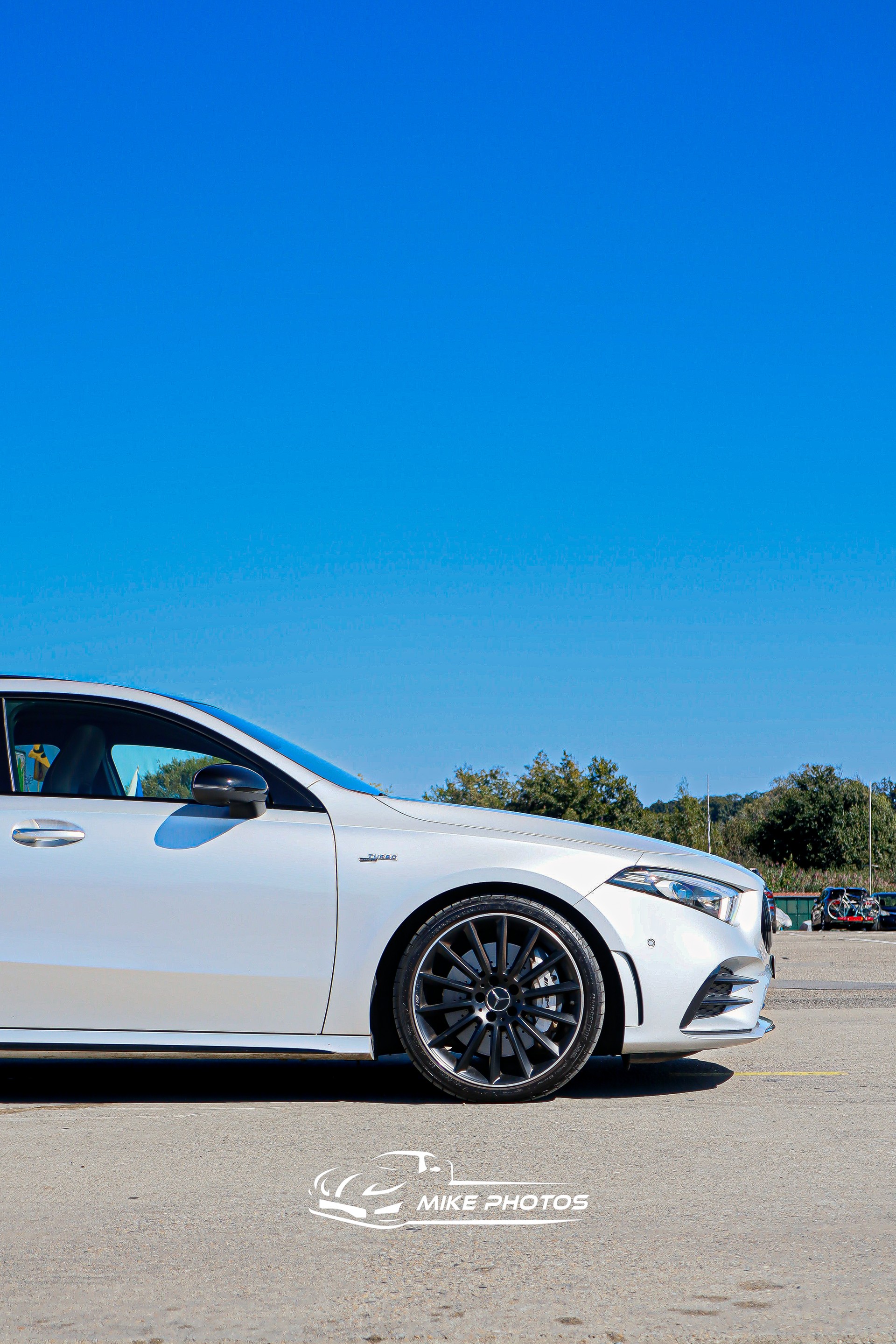 MERCEDES-BENZ A 35 AMG 4matic-image-5
