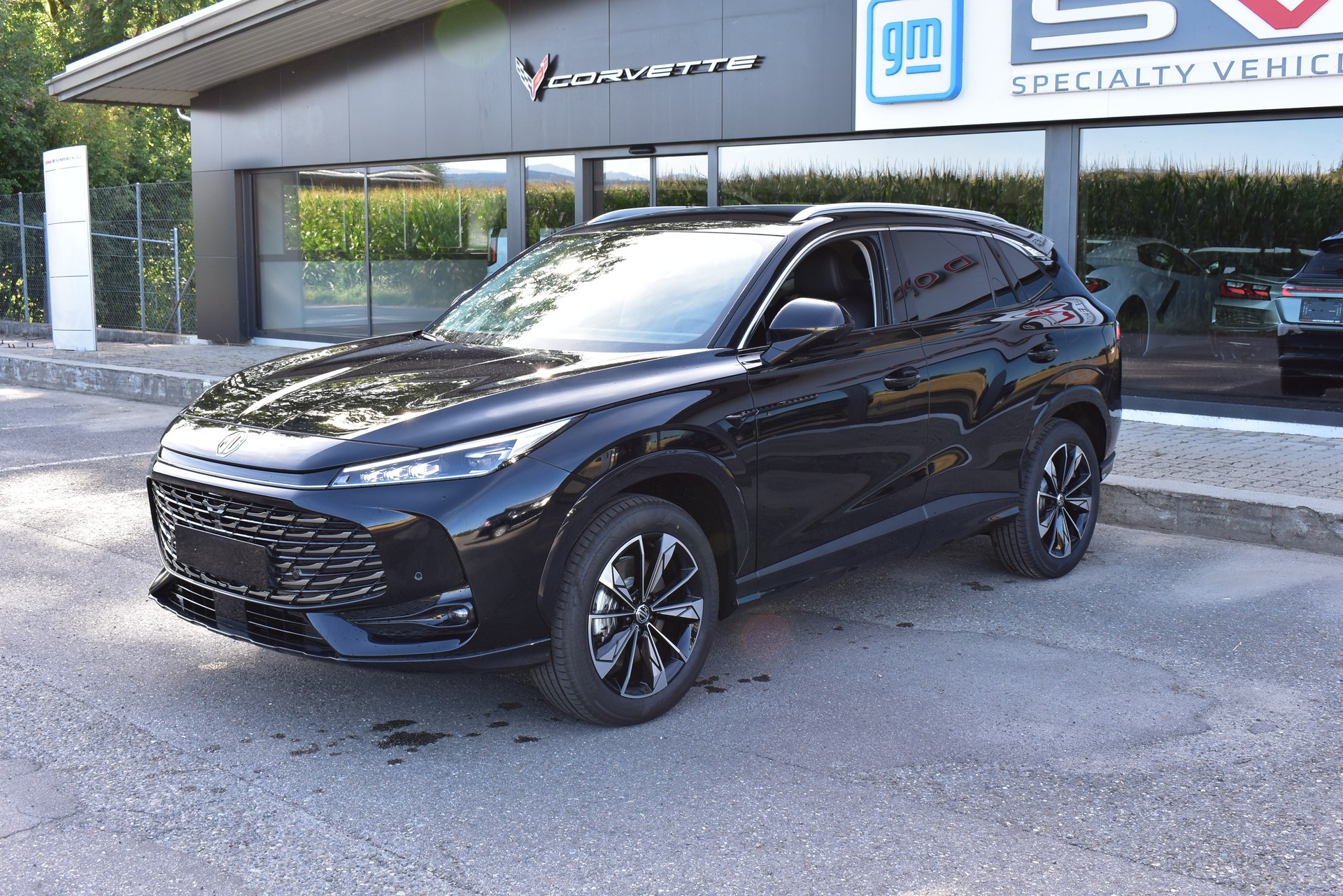 MG HS 1.5 Hybrid+ Luxury-image-2