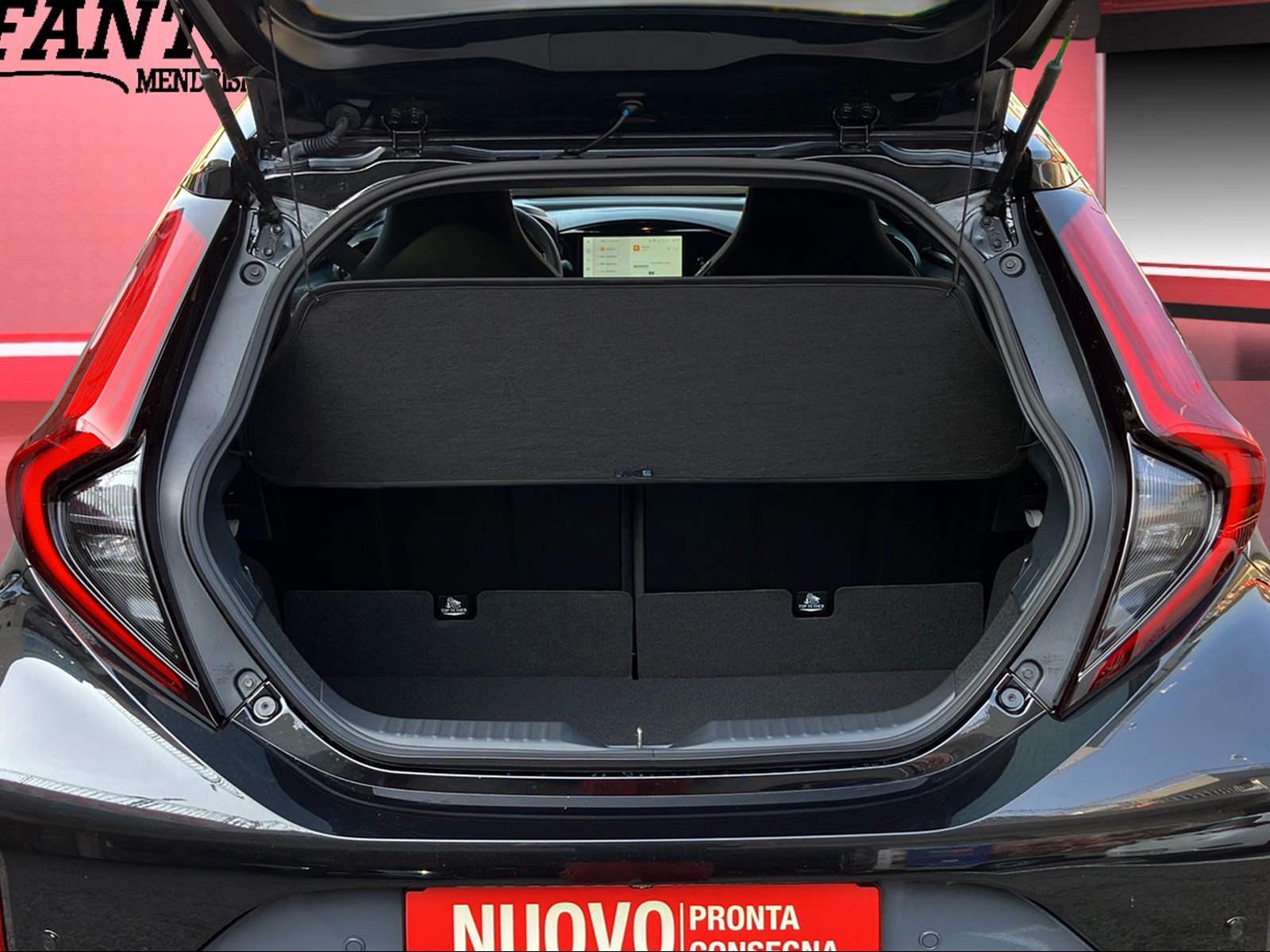 TOYOTA Aygo X 1.5 VVT-i HSD GR Sport-image-9