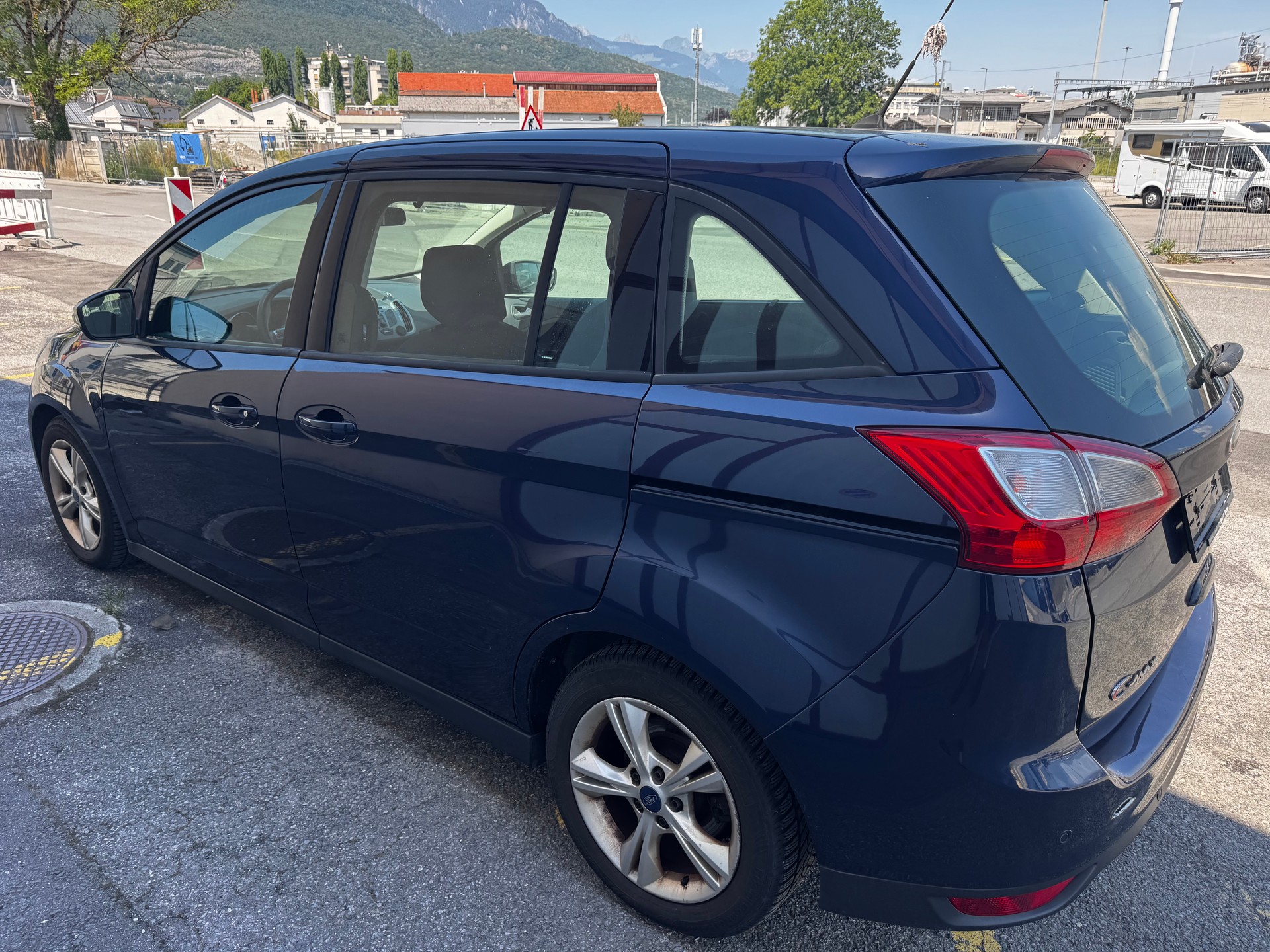 FORD Grand C-Max 1.0 SCTi Ambiente-image-4