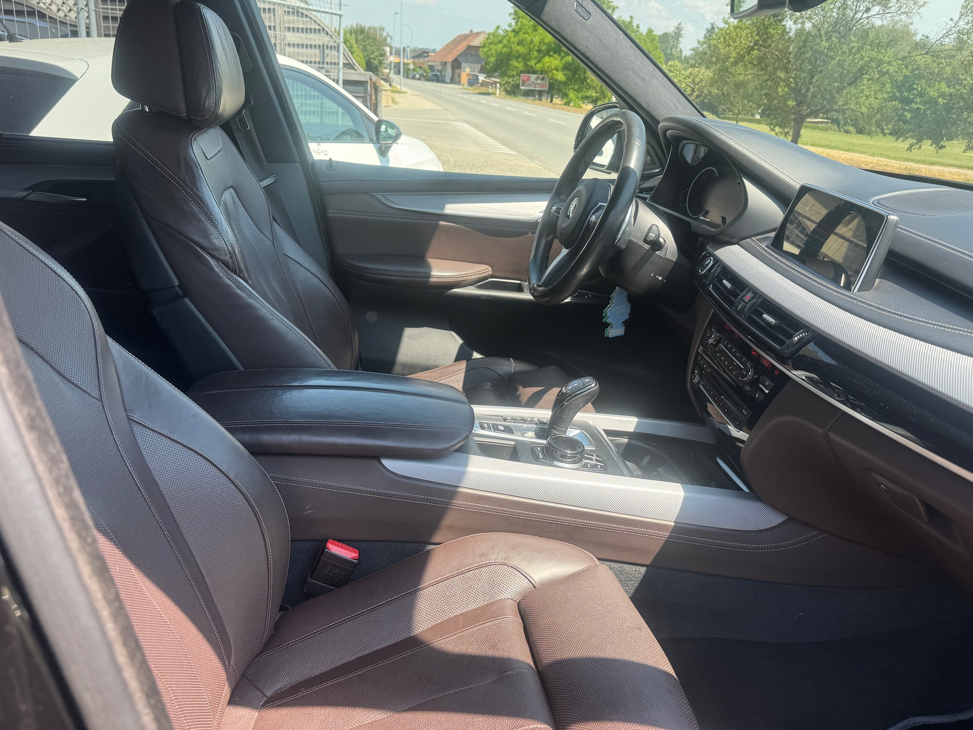 BMW X5 xDrive 40d Steptronic-image-6