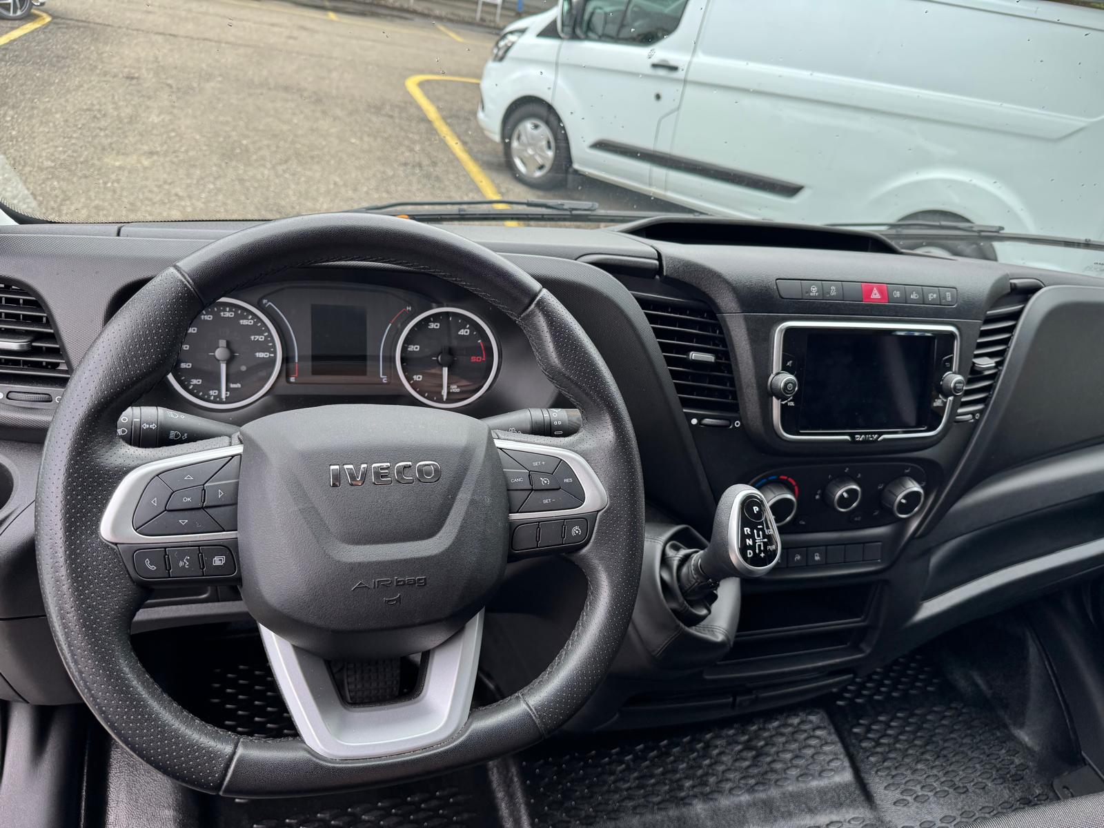 IVECO 35 S 16 A8 Lang Automatik-image-2