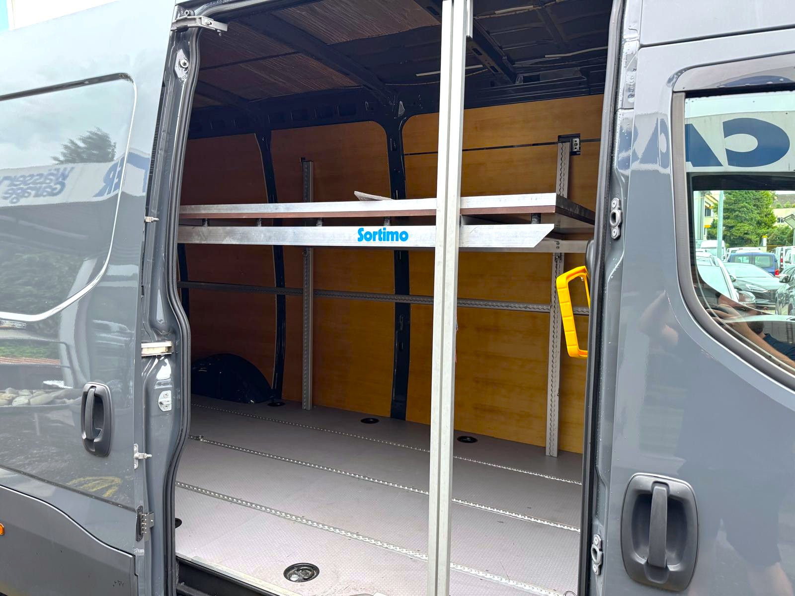 IVECO 35 S 16 A8 Lang Automatik-image-7