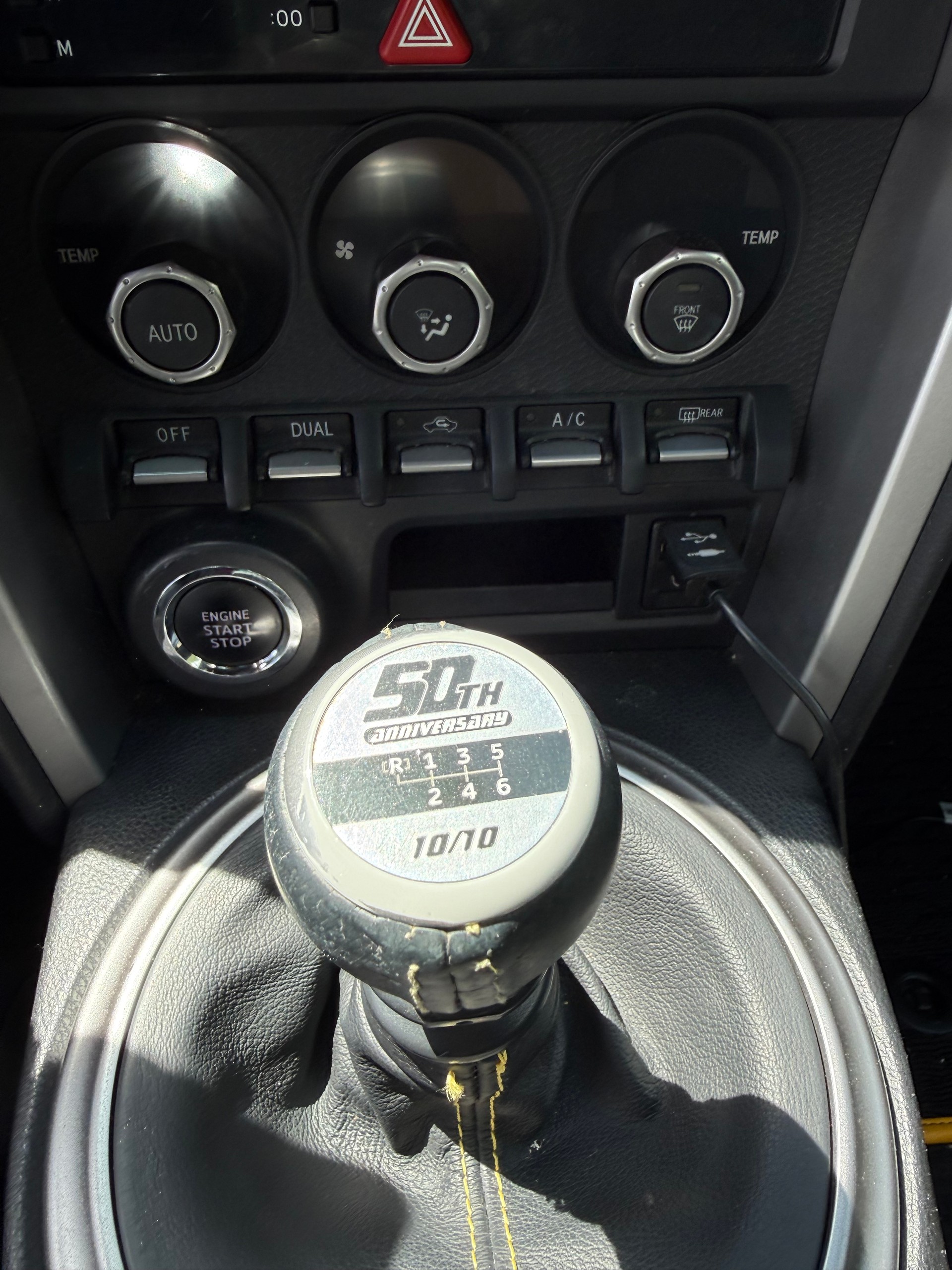 TOYOTA 2.0 D-4S 50th Anniversary Ed.-image-3