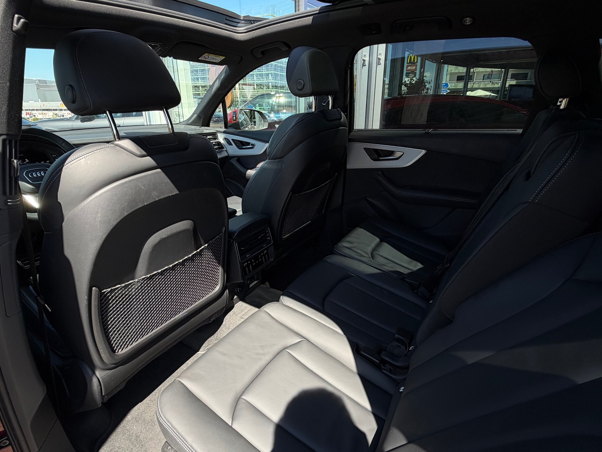 AUDI Q7 50 TDI quattro S Line tiptronic-image-15