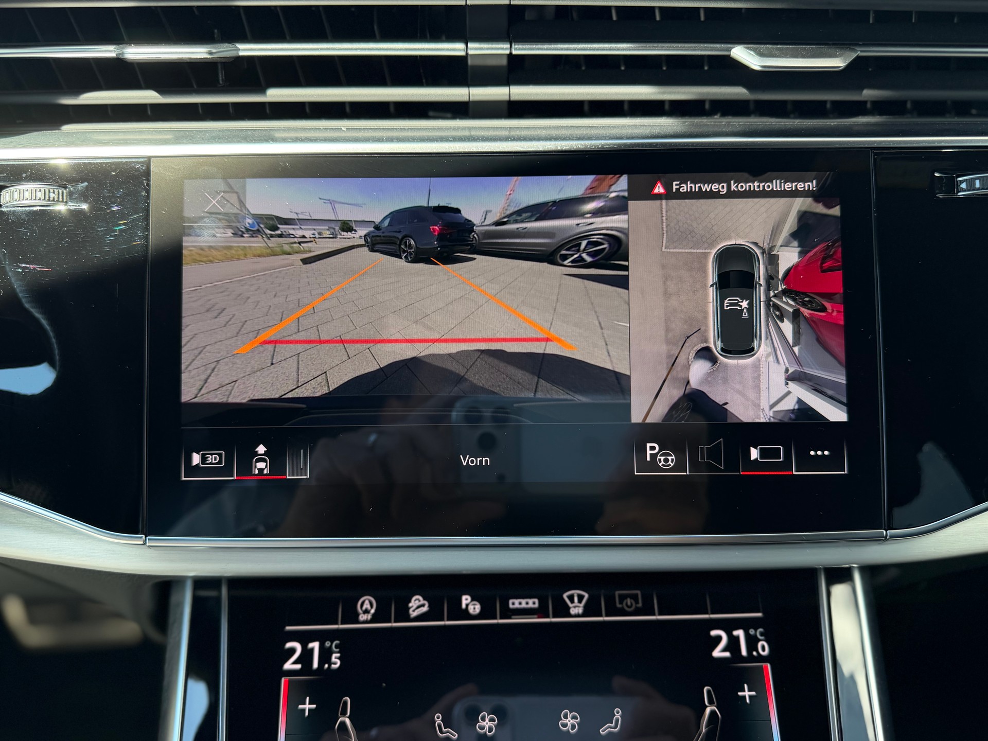 AUDI Q7 50 TDI quattro S Line tiptronic-image-21