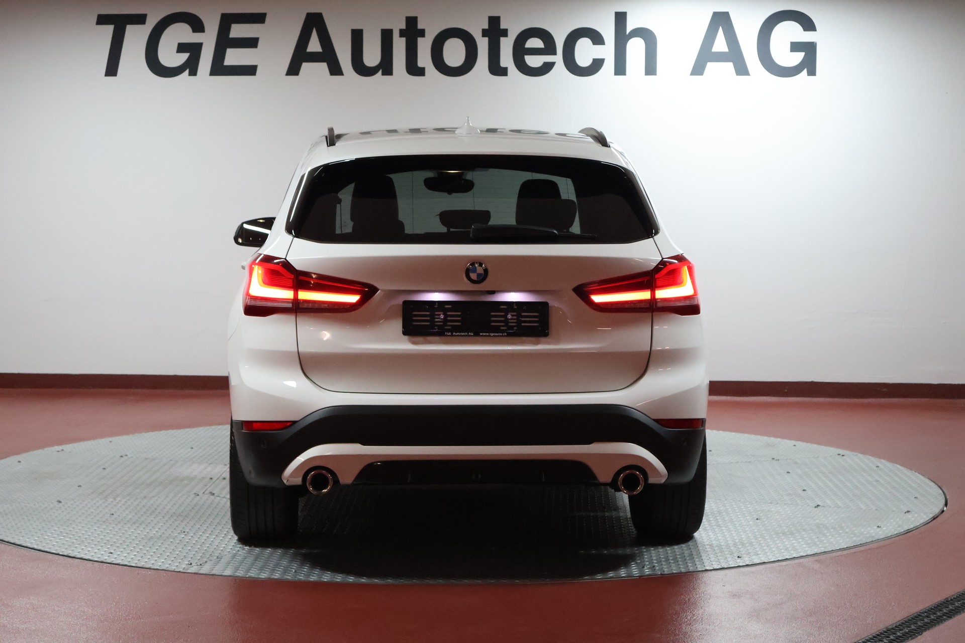 BMW X1 xDrive 20d Sport Line Steptronic-image-20