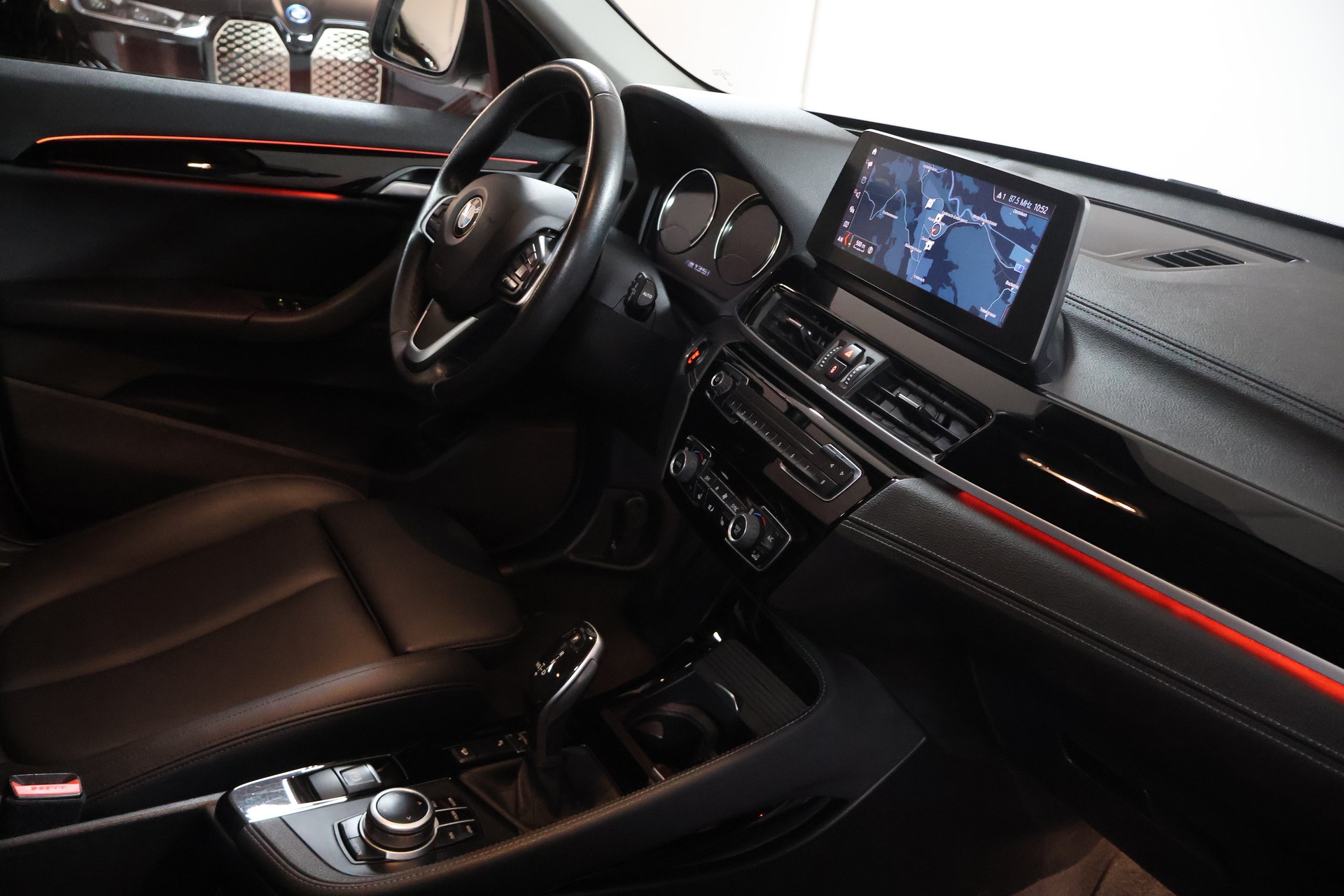 BMW X1 xDrive 20d Sport Line Steptronic-image-11
