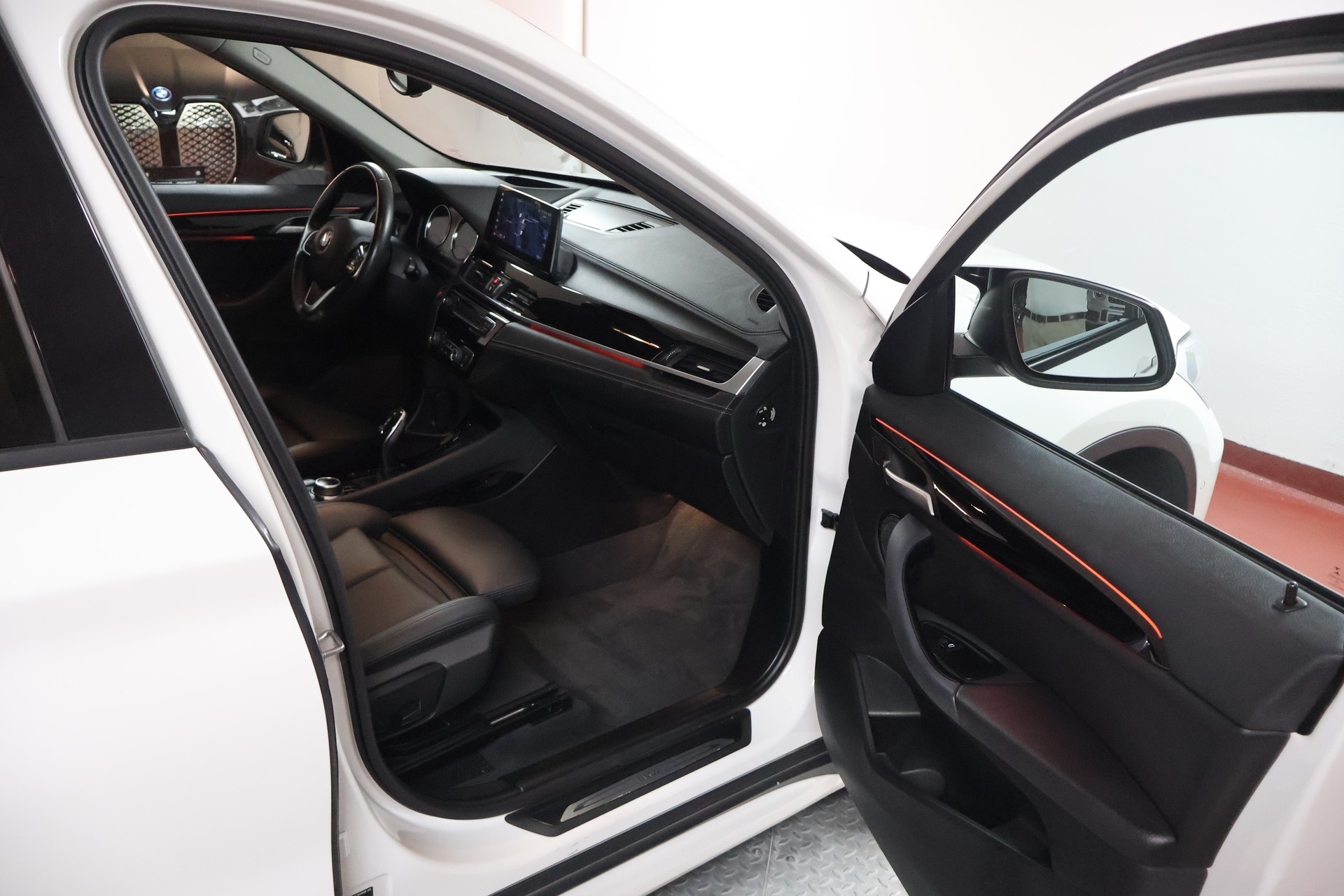 BMW X1 xDrive 20d Sport Line Steptronic-image-14
