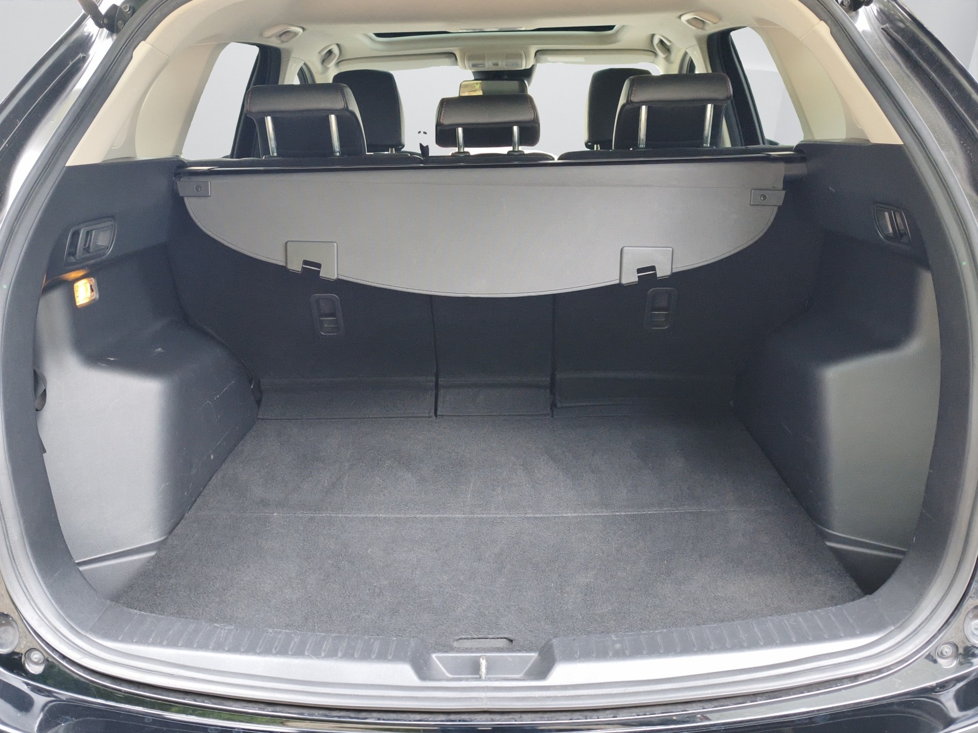 MAZDA CX-5 2.2 D HP Revolution AWD Automatic-image-16