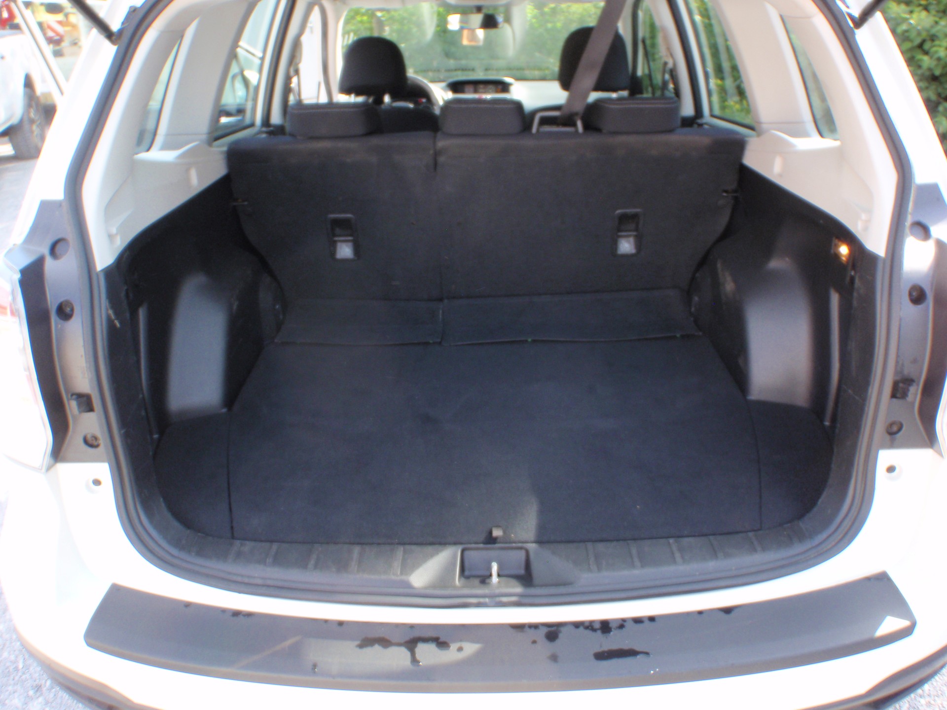 SUBARU Forester 2.0i Advantage Lineartronic-image-9