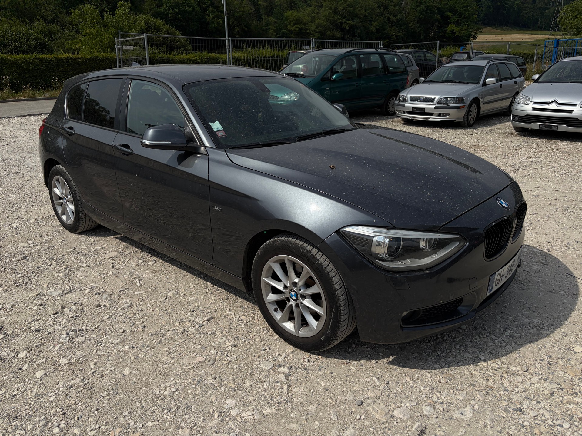 BMW 118i Urban Line Steptronic-image-2