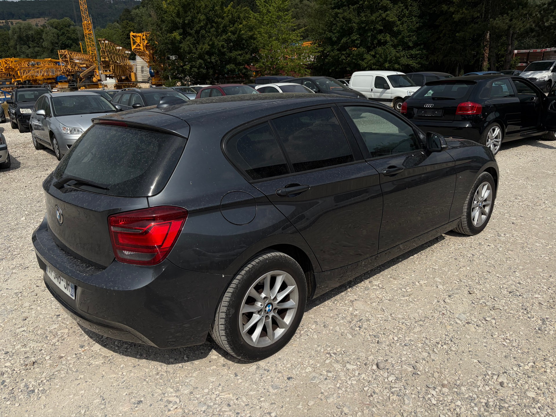BMW 118i Urban Line Steptronic-image-5