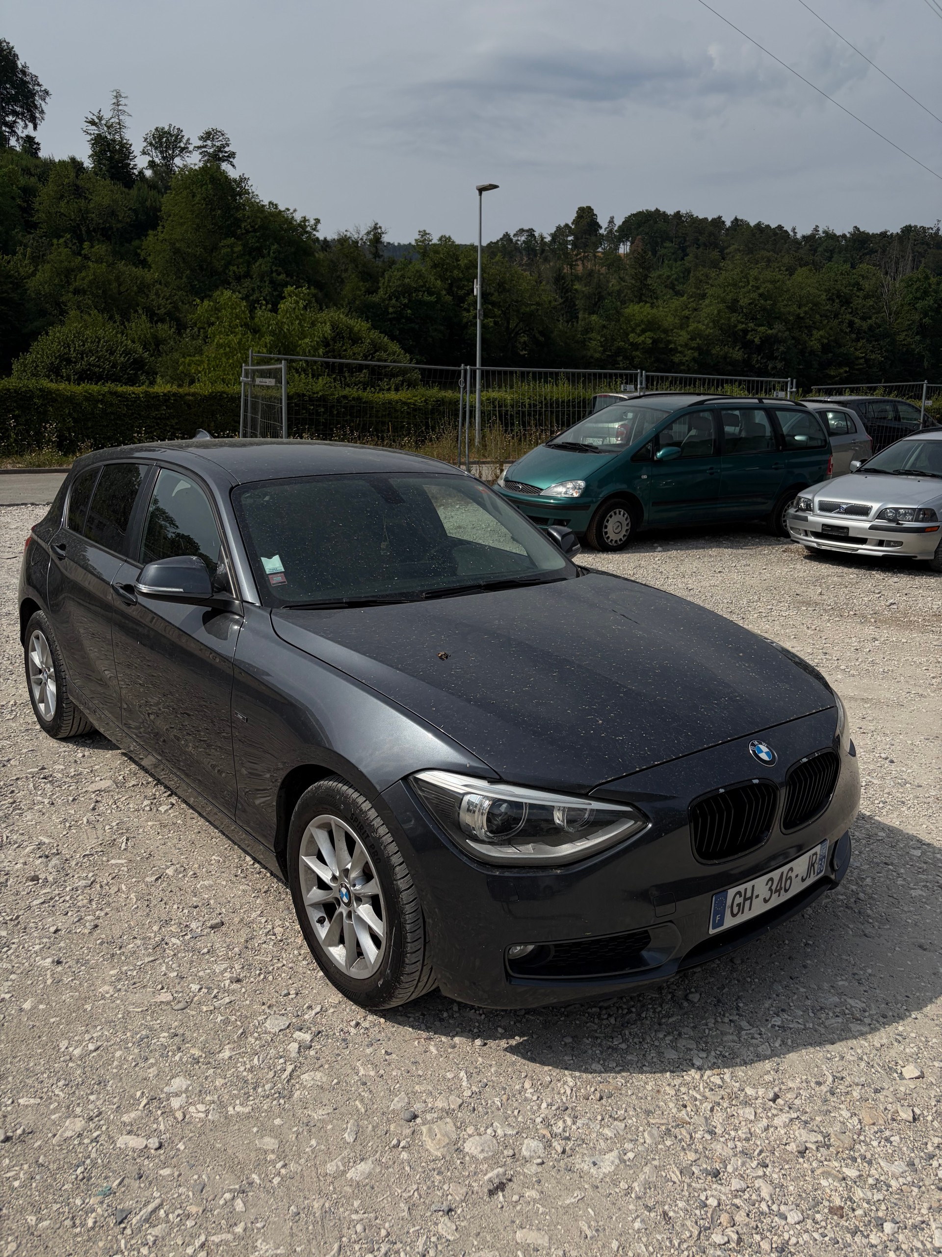 BMW 118i Urban Line Steptronic-image-0