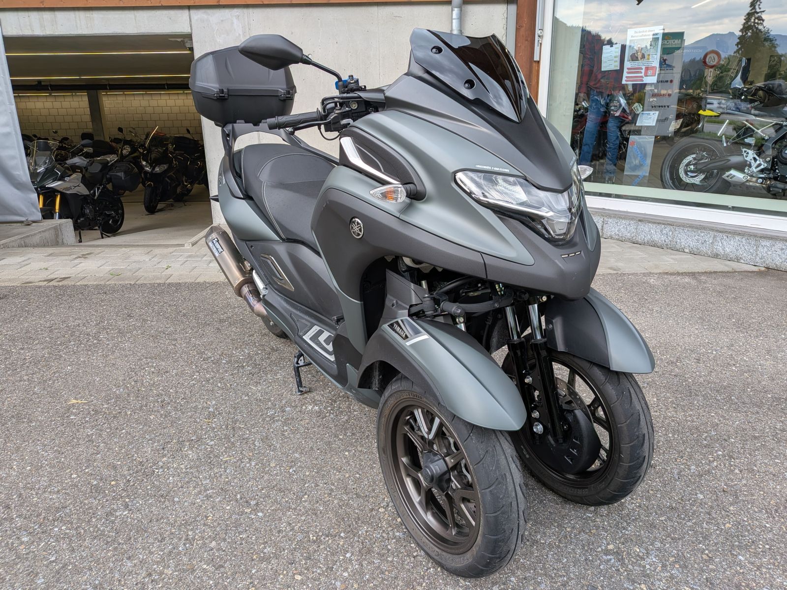 YAMAHA Tricity MW 300 ABS-image-1