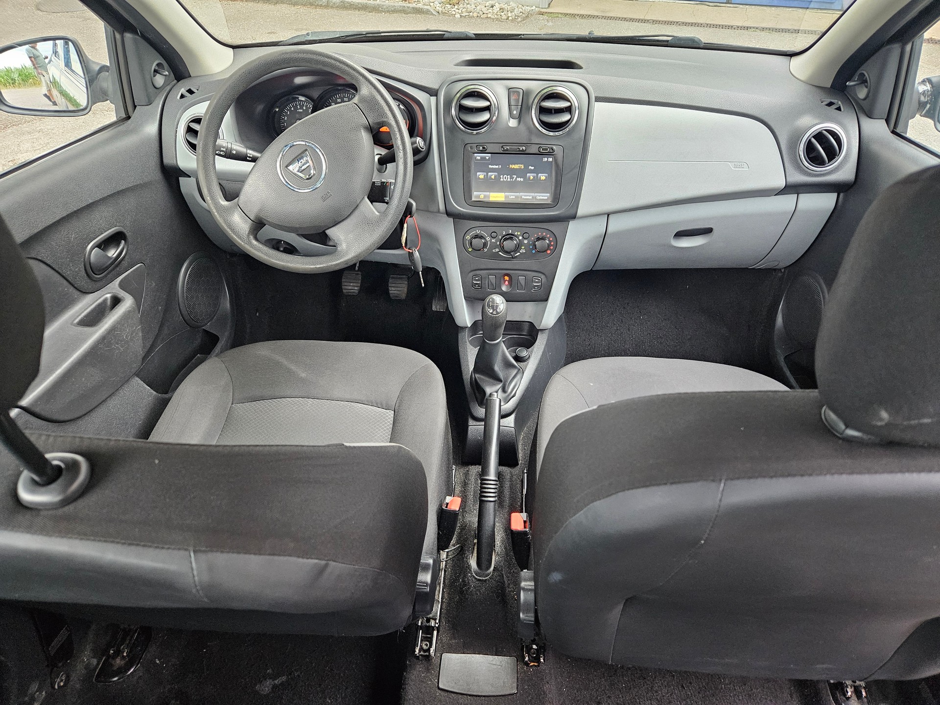 DACIA Sandero Tce 90 Lauréate-image-8