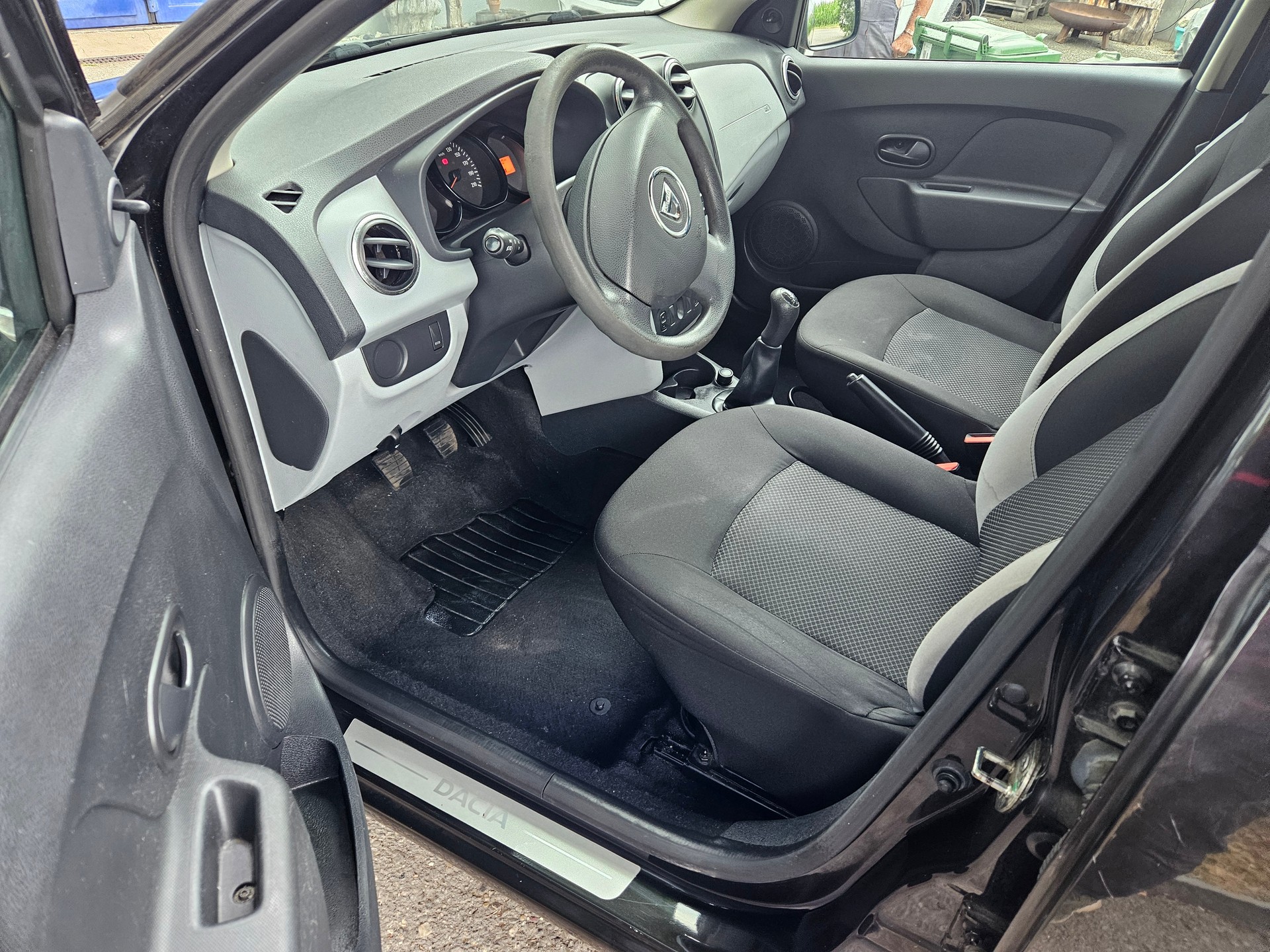 DACIA Sandero Tce 90 Lauréate-image-13