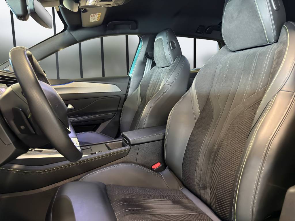 PEUGEOT 308 SW 1.6 PHEV 225 GT-image-7