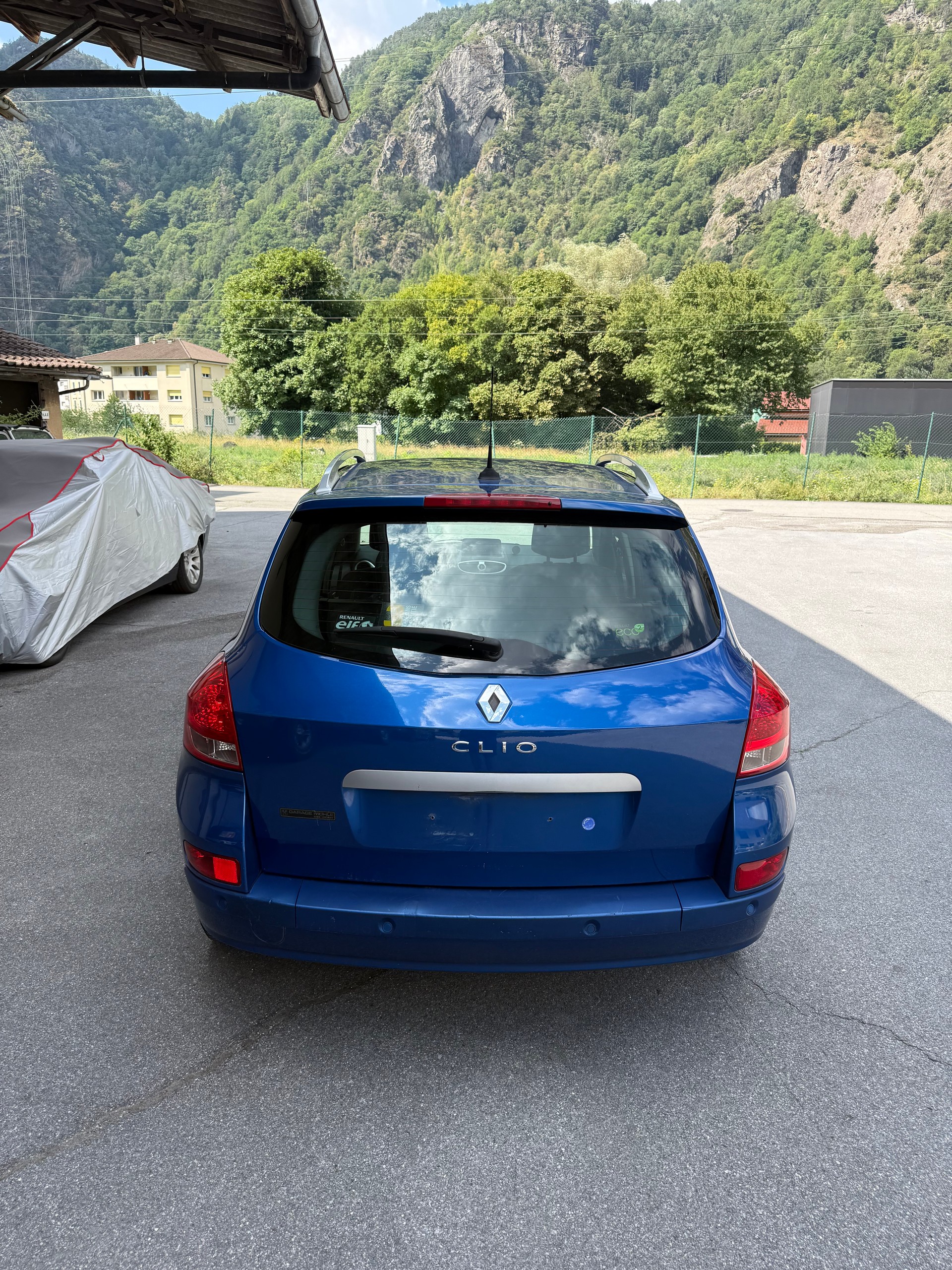 RENAULT Clio Grandtour 1.2 16V Turbo Dynamique-image-5