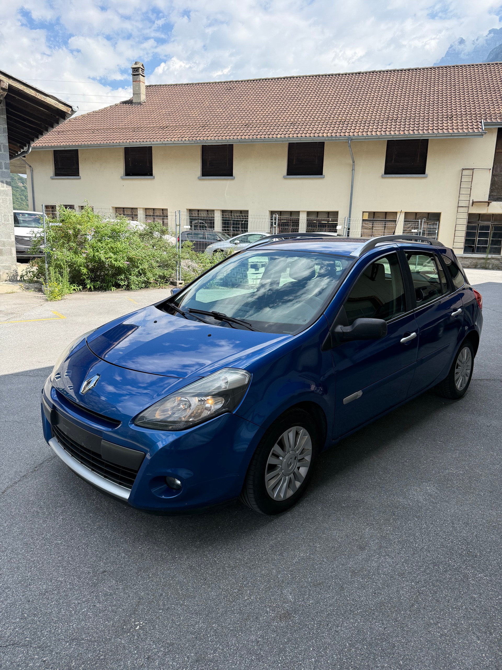 RENAULT Clio Grandtour 1.2 16V Turbo Dynamique