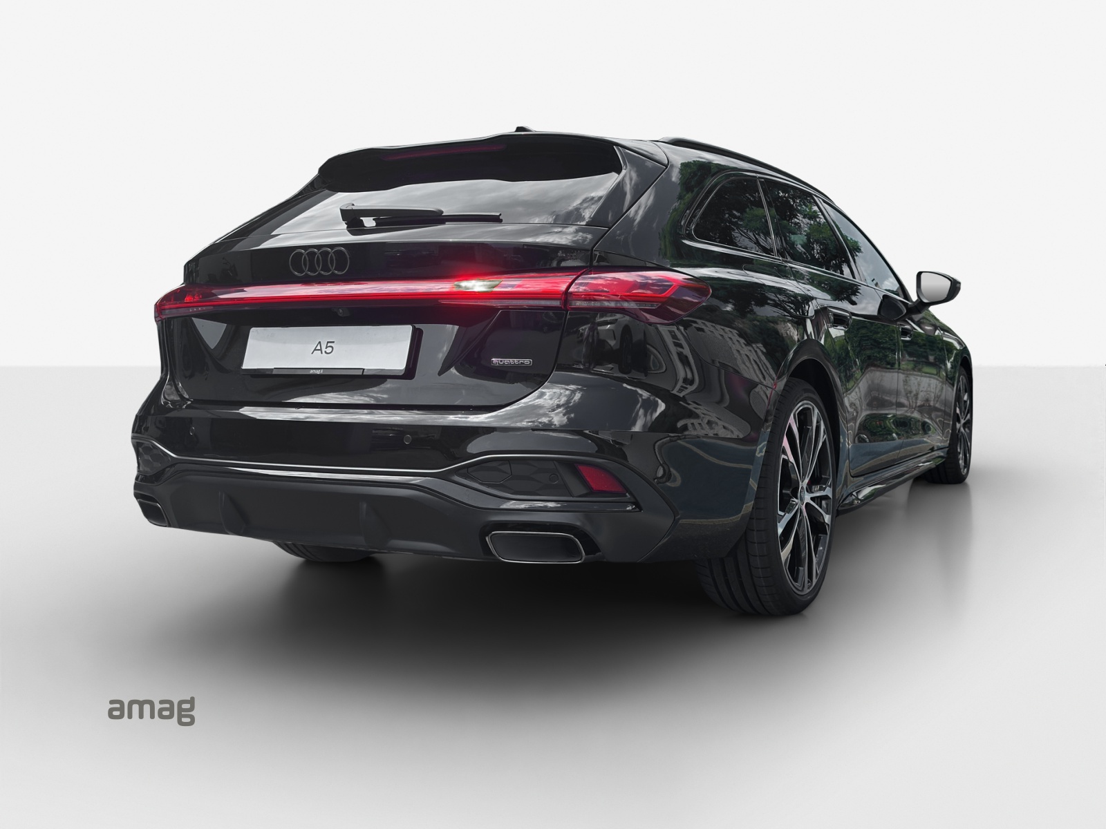 AUDI A5 Avant e-hybrid quattro 270 kW S tronic-image-4
