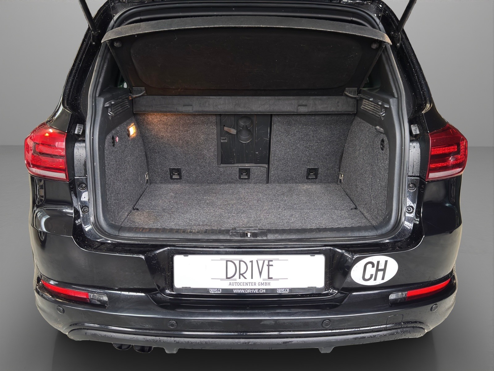 VW Tiguan 2.0 TDI BMT Cityscape 4Motion DSG-image-11