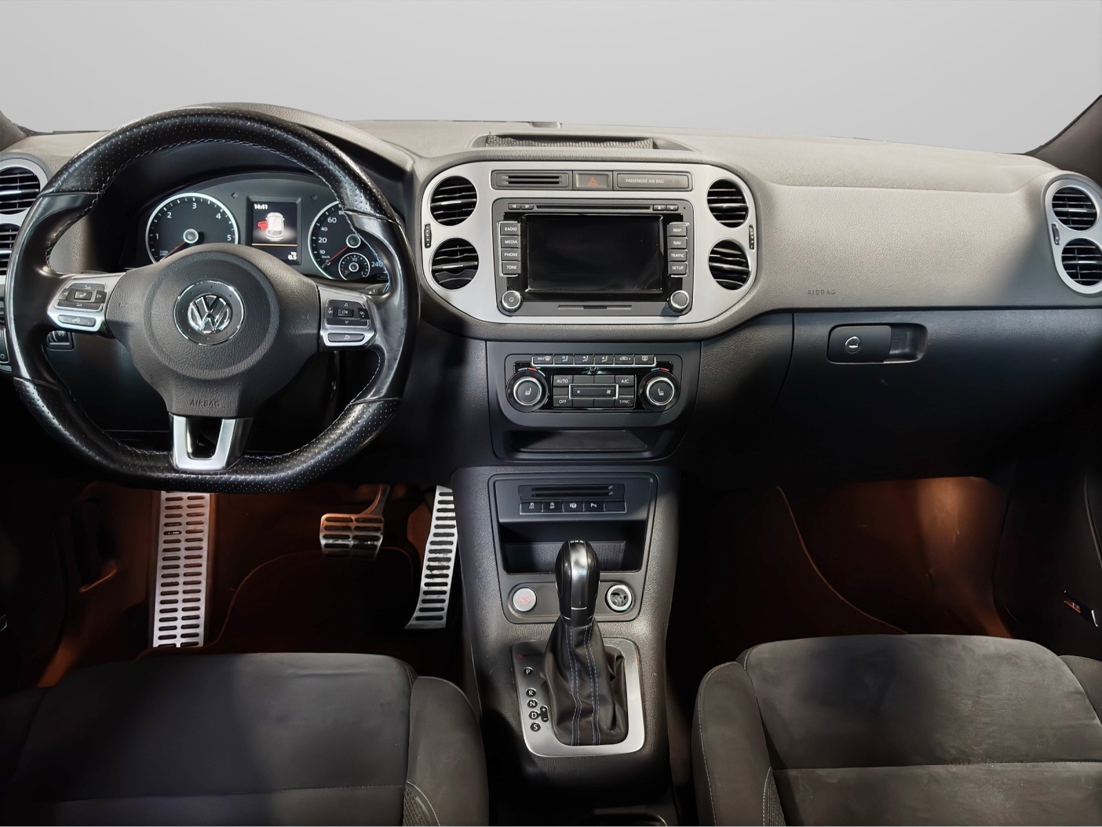VW Tiguan 2.0 TDI BMT Cityscape 4Motion DSG-image-8