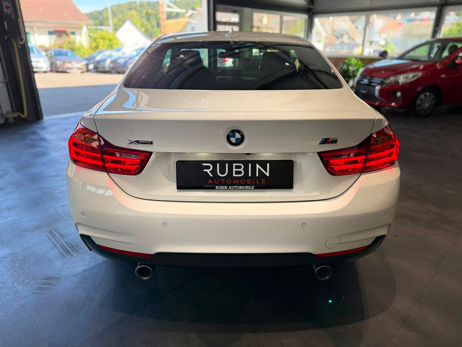 BMW 440i Coupé xDrive M Sport Steptronic-image-3