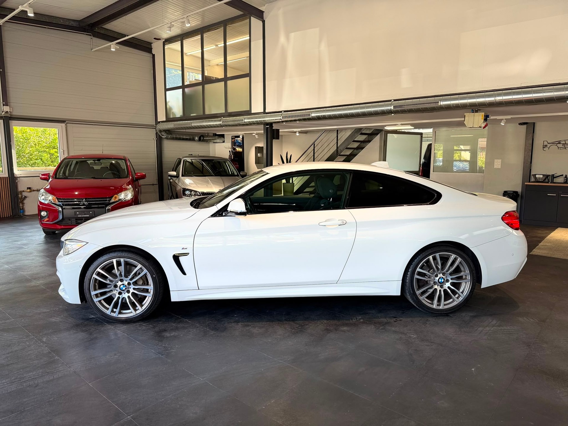 BMW 440i Coupé xDrive M Sport Steptronic-image-1