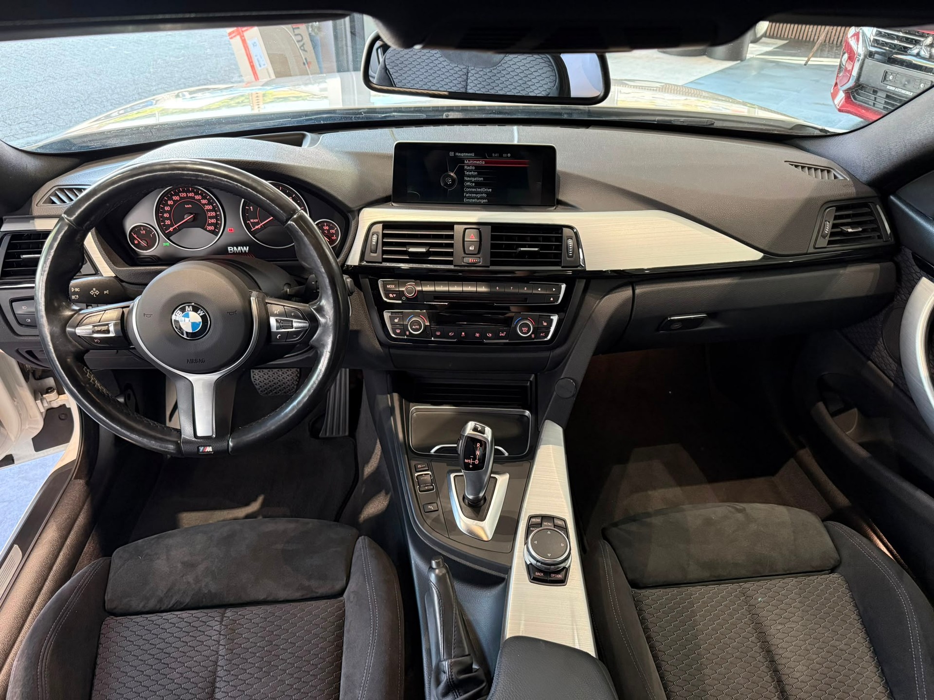 BMW 440i Coupé xDrive M Sport Steptronic-image-10