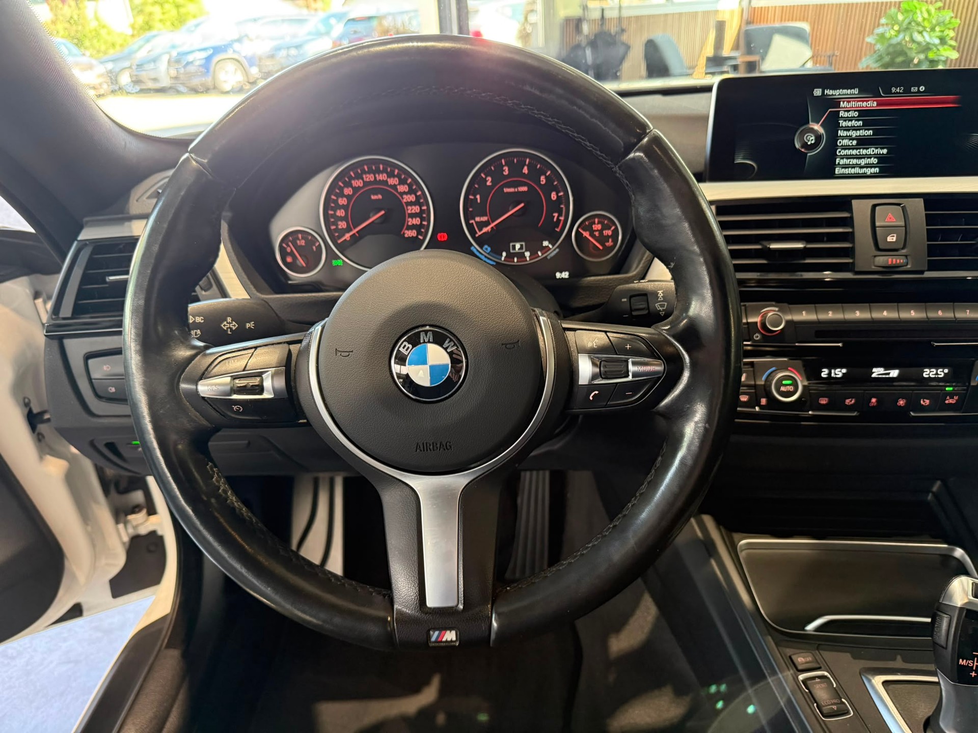 BMW 440i Coupé xDrive M Sport Steptronic-image-12