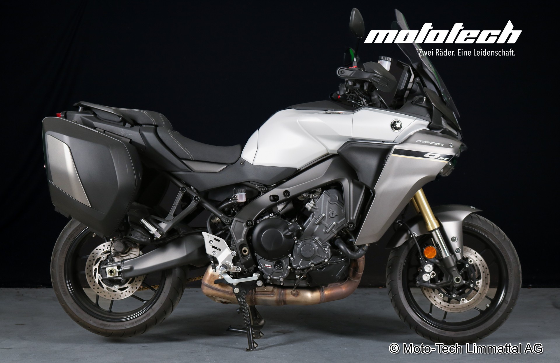 YAMAHA Tracer 9 GT-showroom-element-1