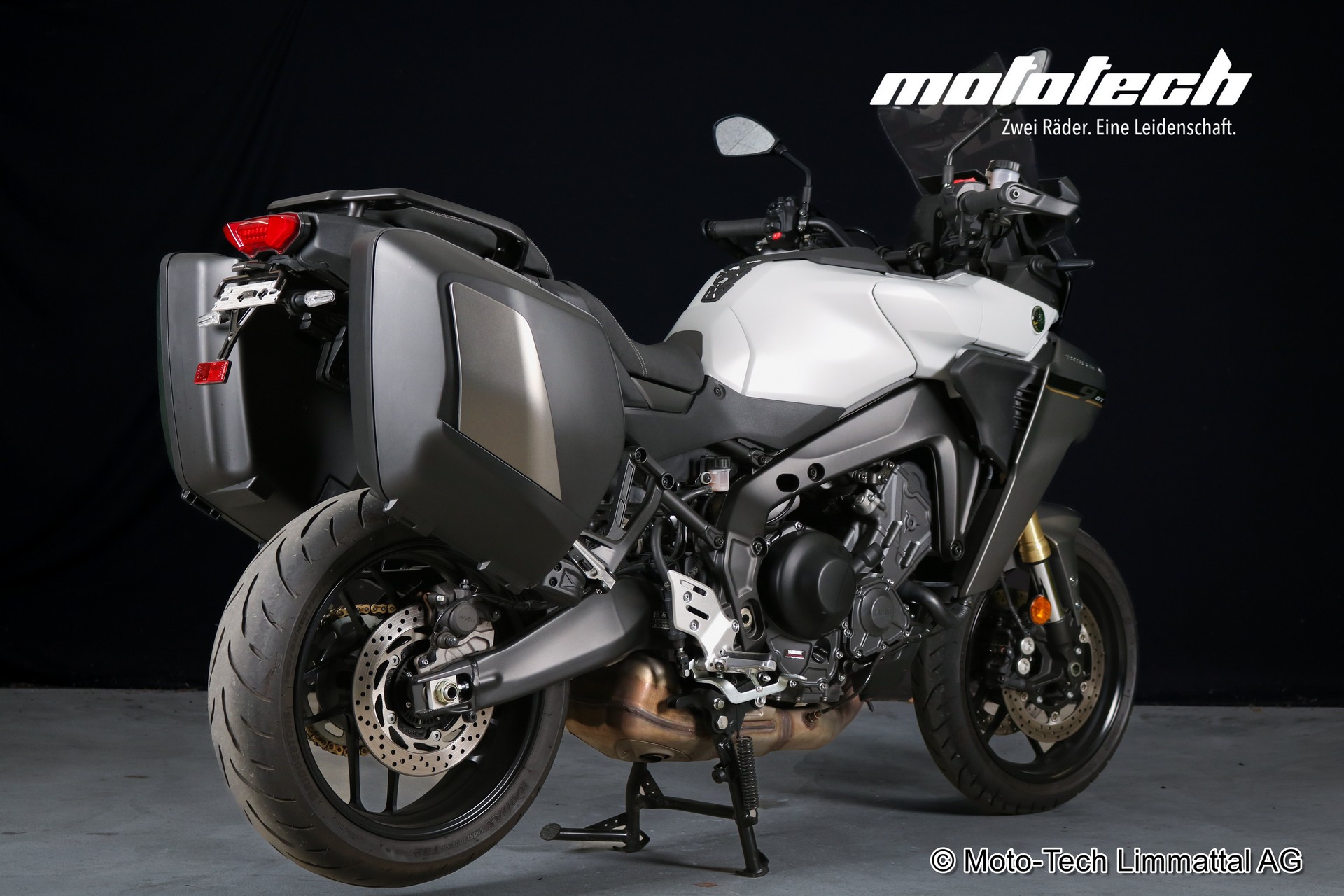 YAMAHA Tracer 9 GT-showroom-element-2