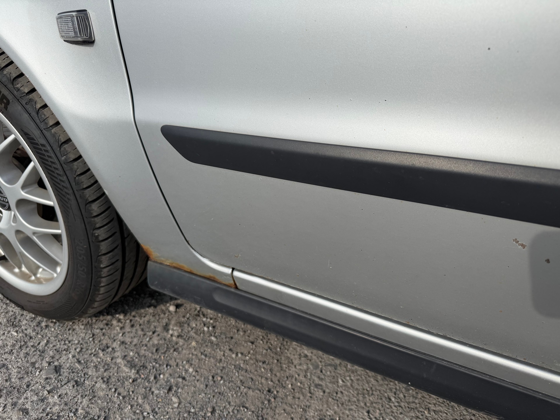 VOLVO S40 2.0T-image-12