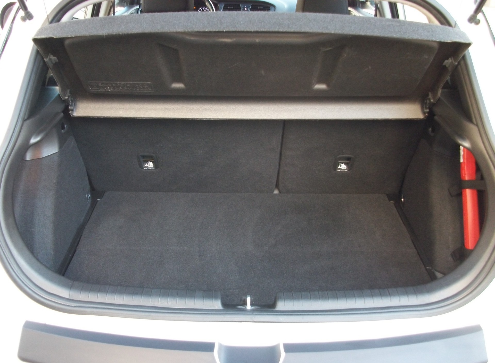 HYUNDAI i20 1.0 T-GDi Amplia-image-16