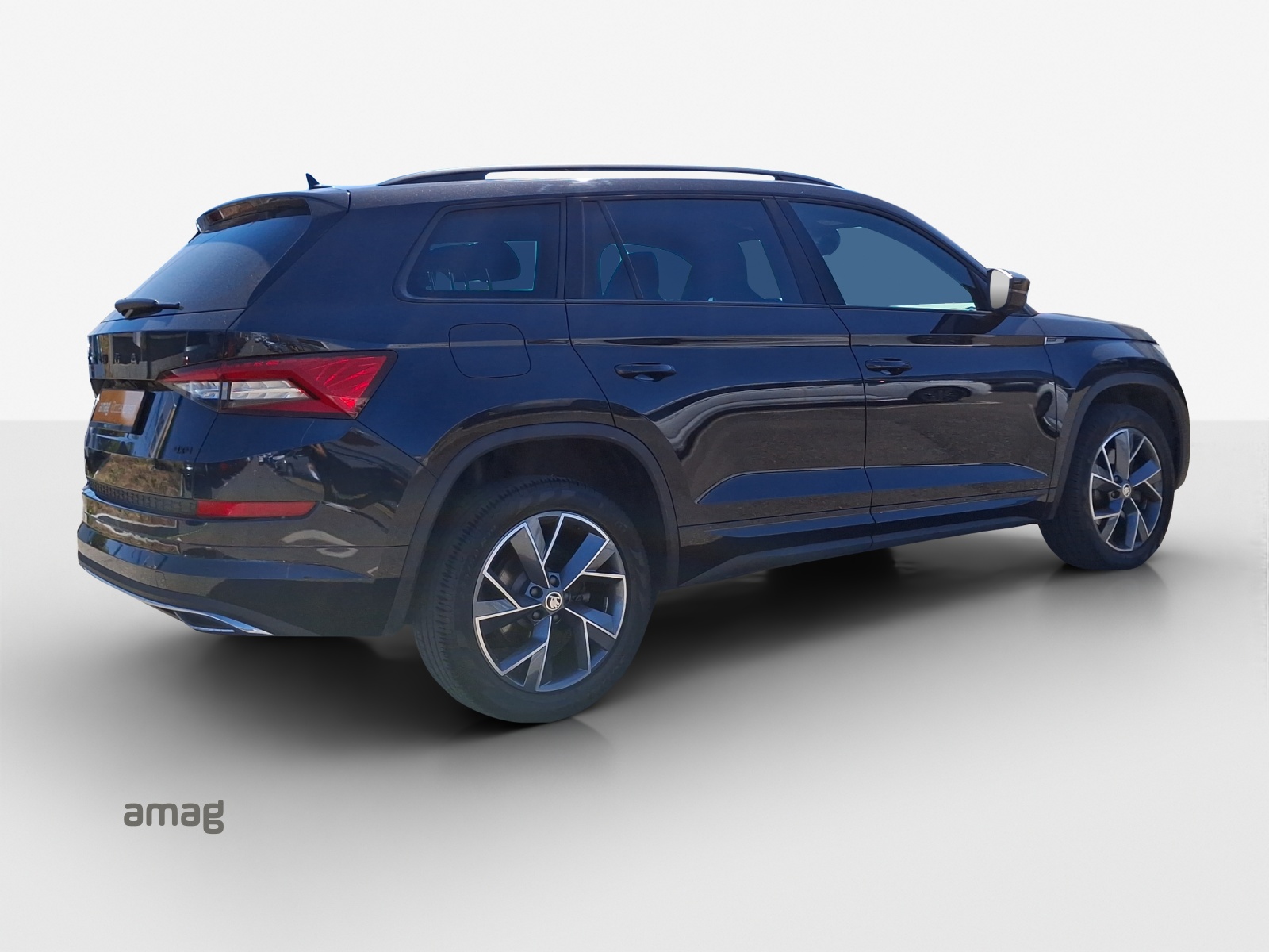 SKODA Kodiaq 2.0 TDI CR Sport Line 4x4 DSG-image-4