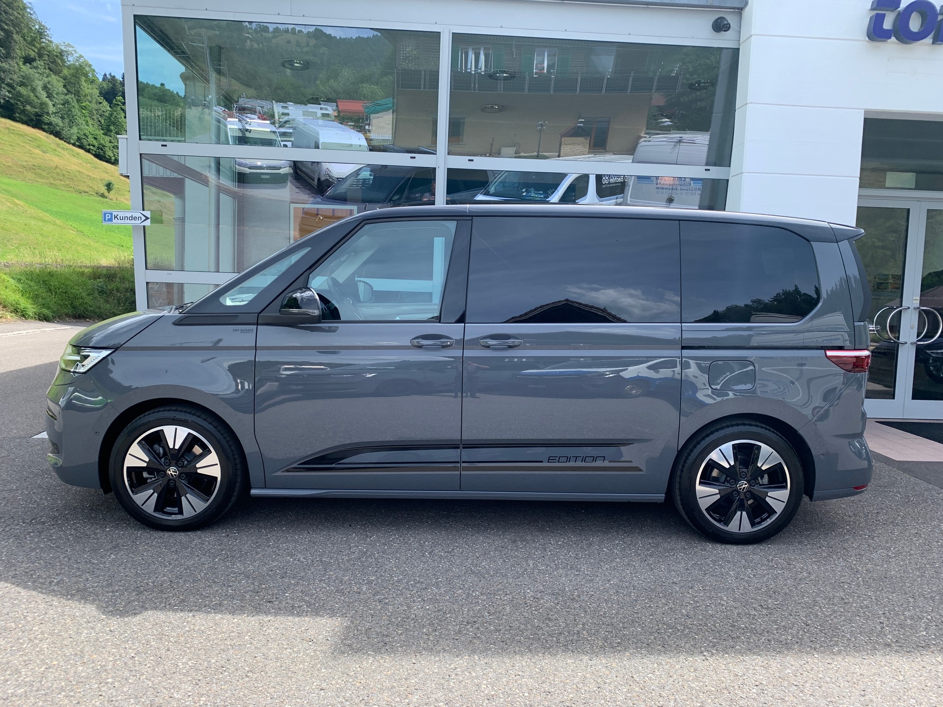 VW Multivan 1.5 eHybrid Life Edition 4Motion DSG-image-3