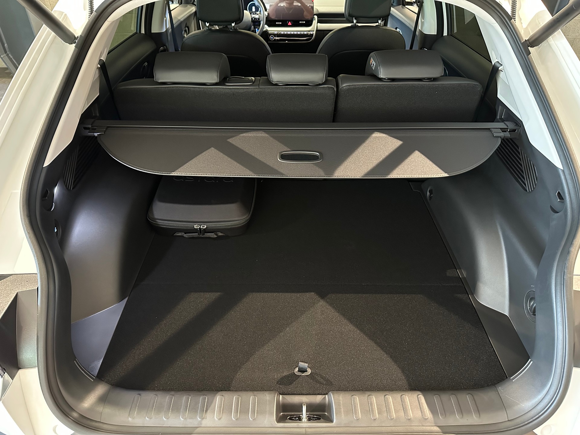 HYUNDAI Ioniq 5 Amplia 84kWh 4WD-image-12