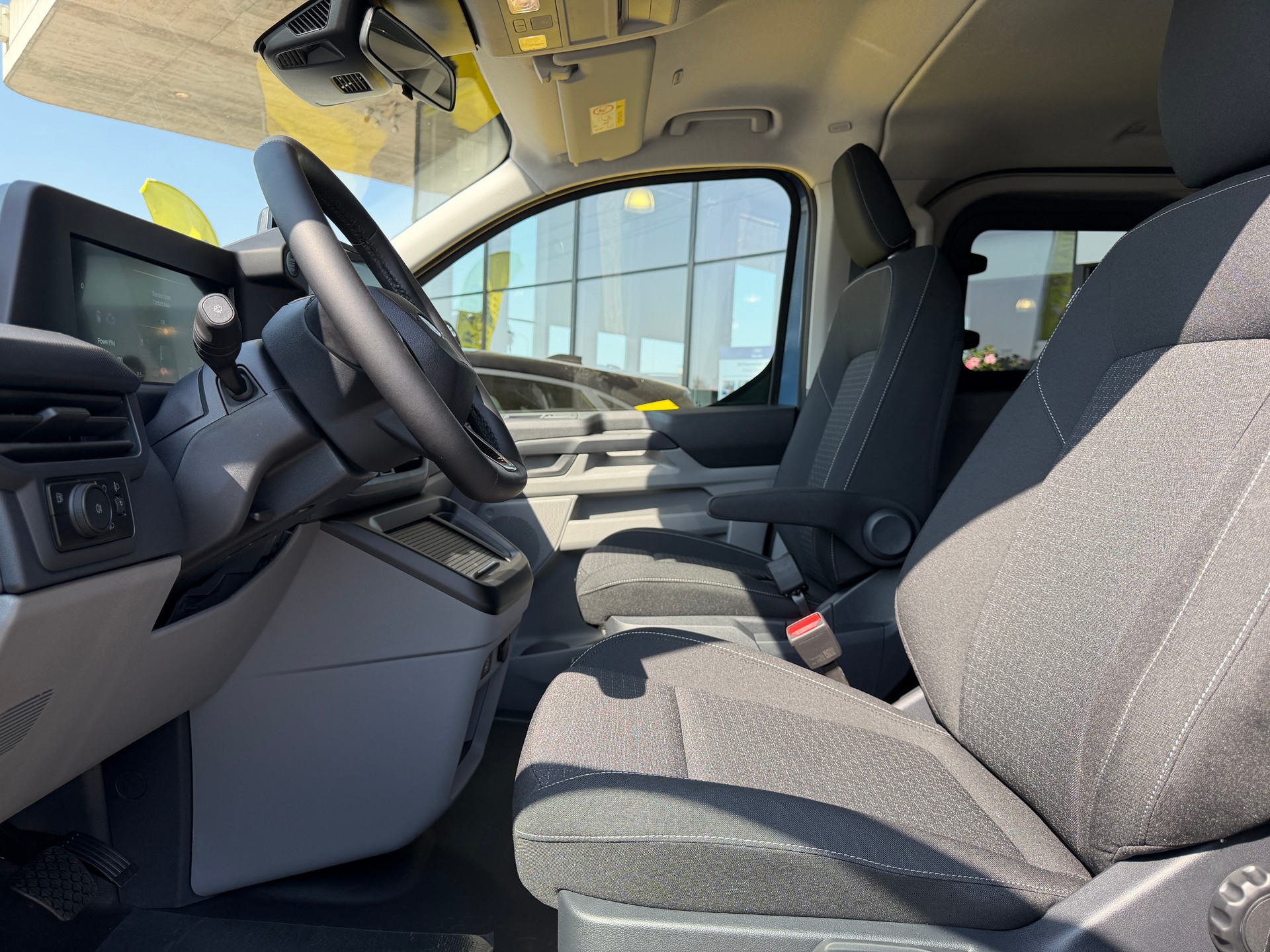 FORD Transit Custom Combi PHEV 320 L1H1 Trend Automat-image-7